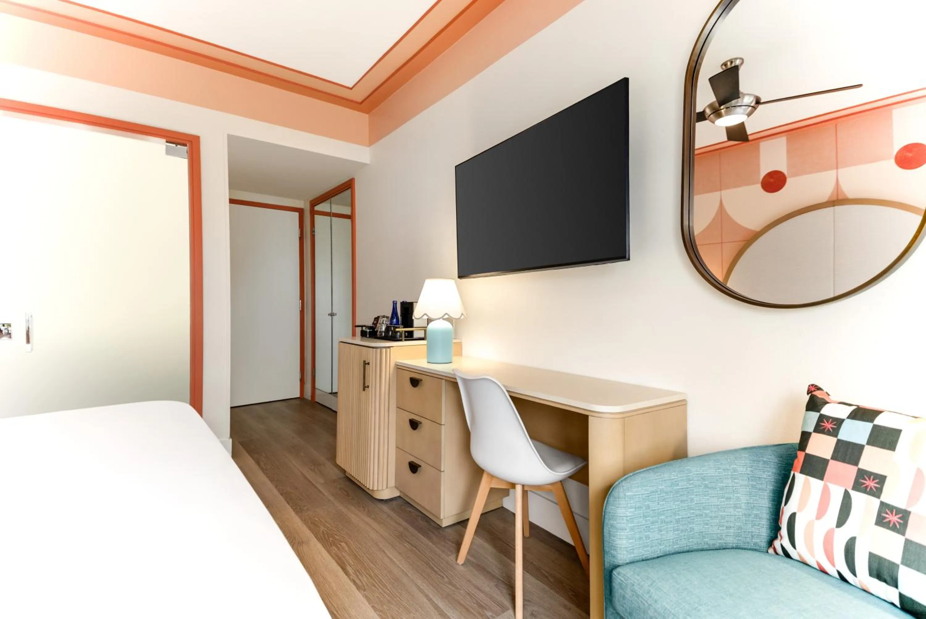 Bed in Waldorf Towers South Beach