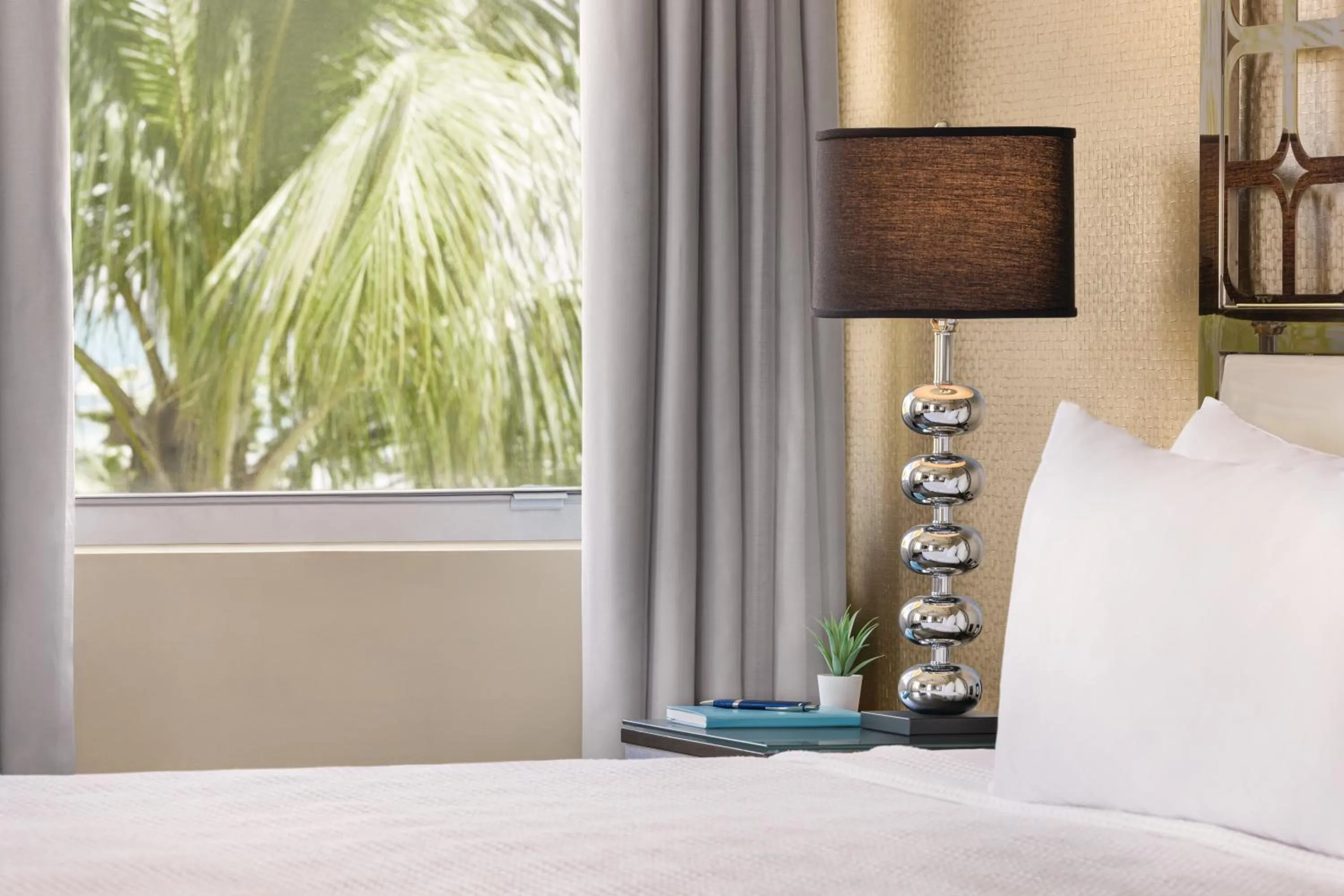 Decorative detail, Bed in Waldorf Towers South Beach