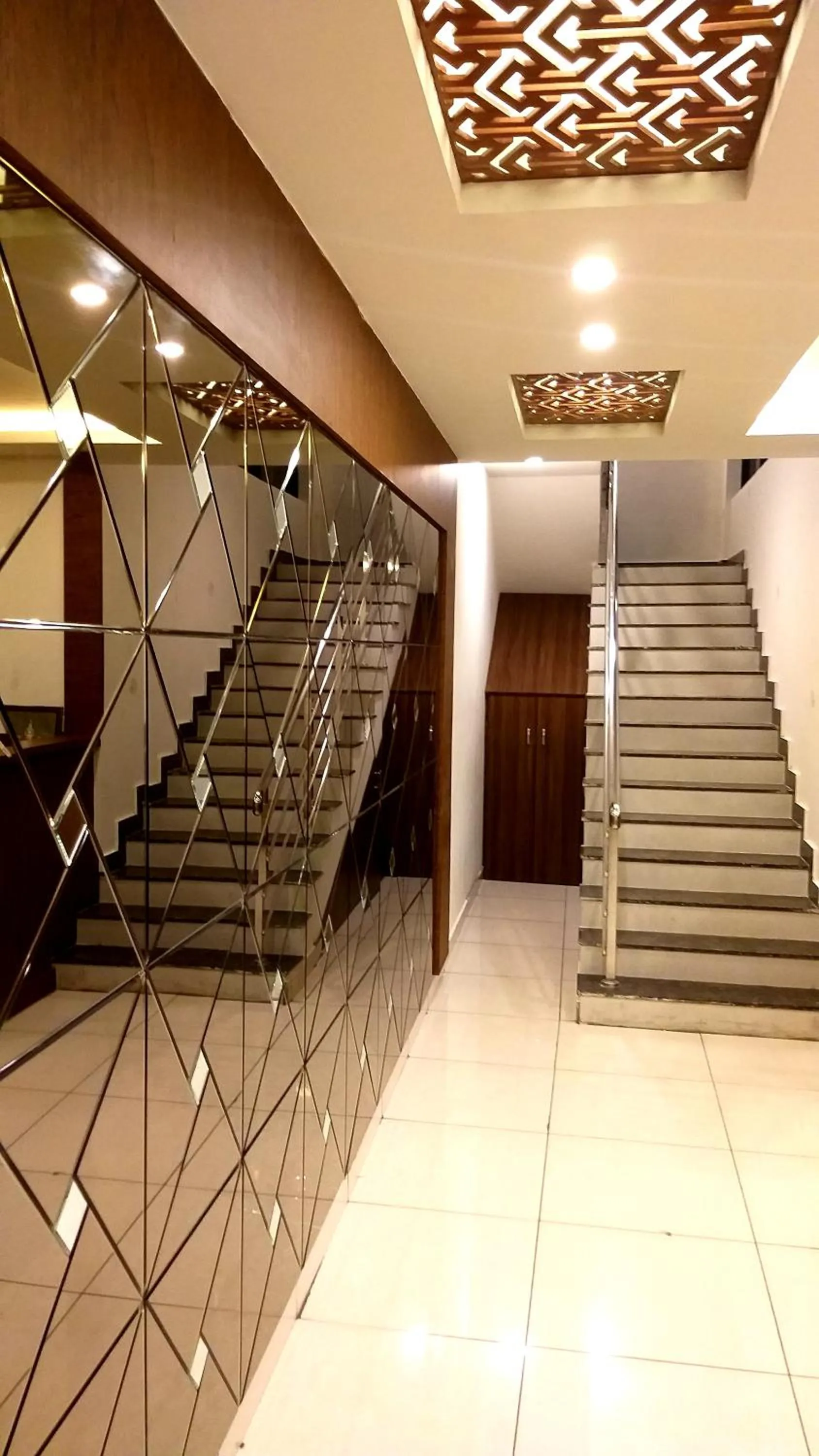 Business facilities in Hotel Airport City