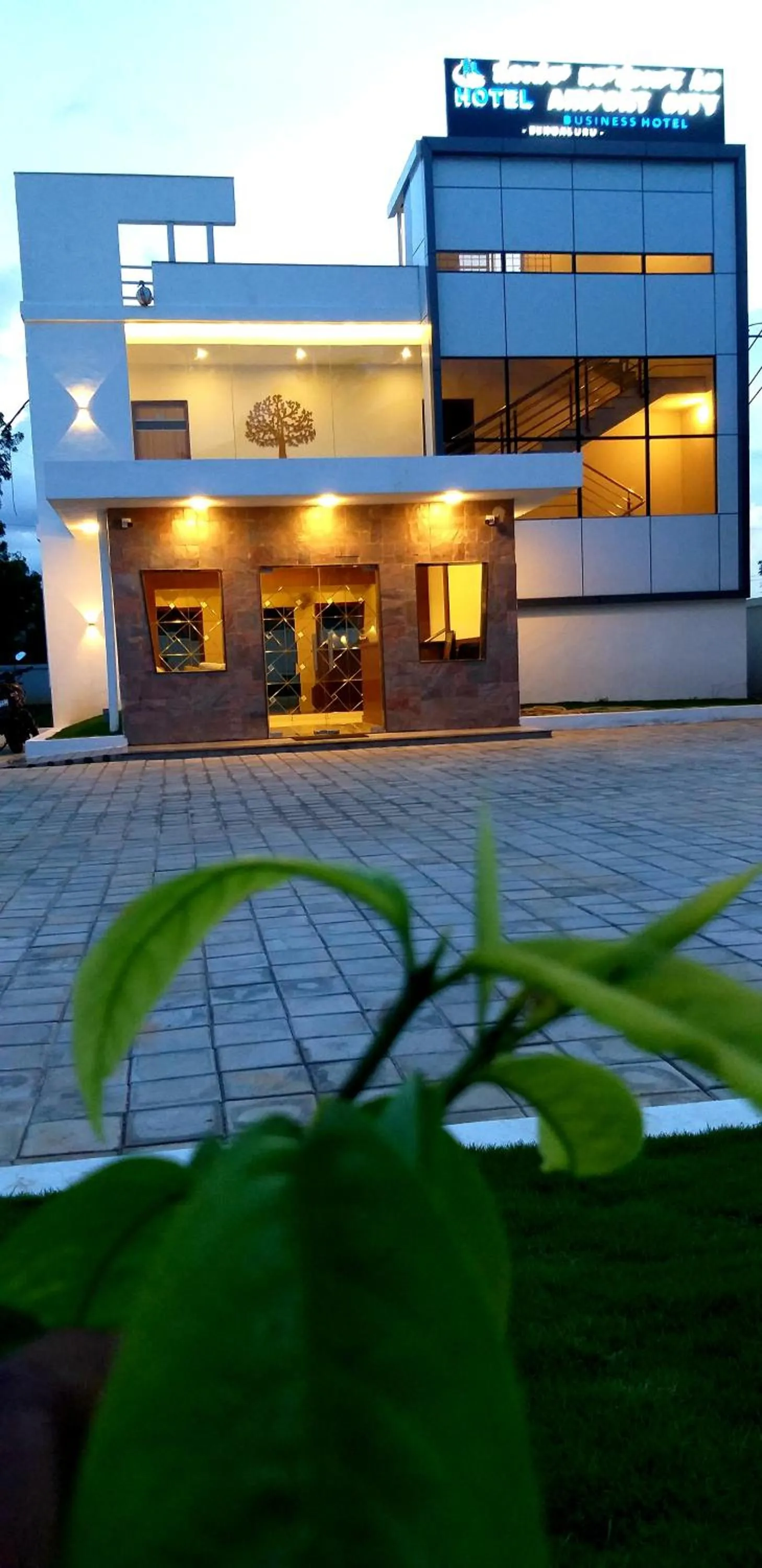 Property building in Hotel Airport City