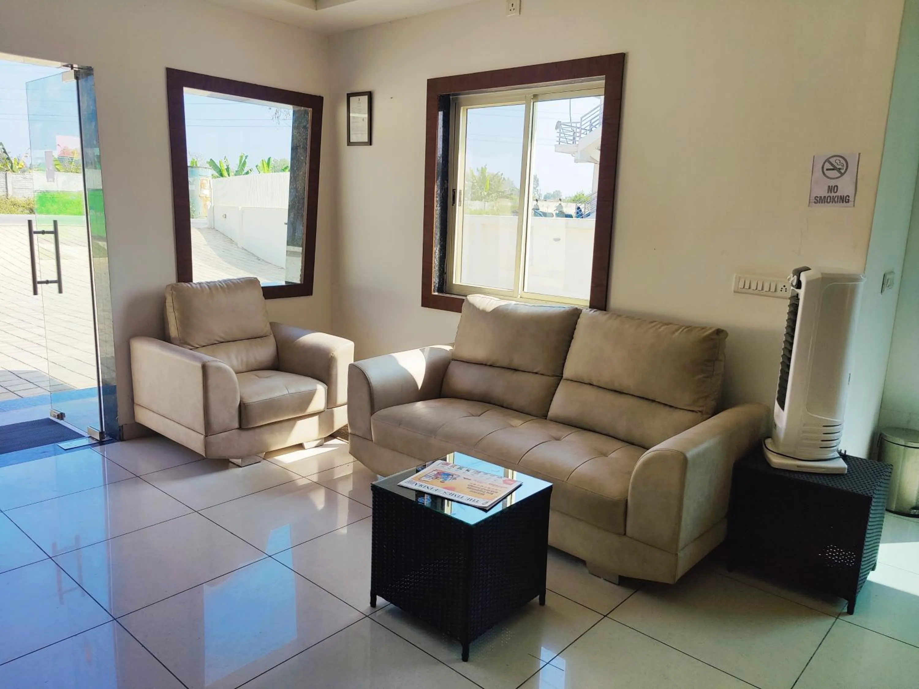 Lobby or reception in Hotel Airport City