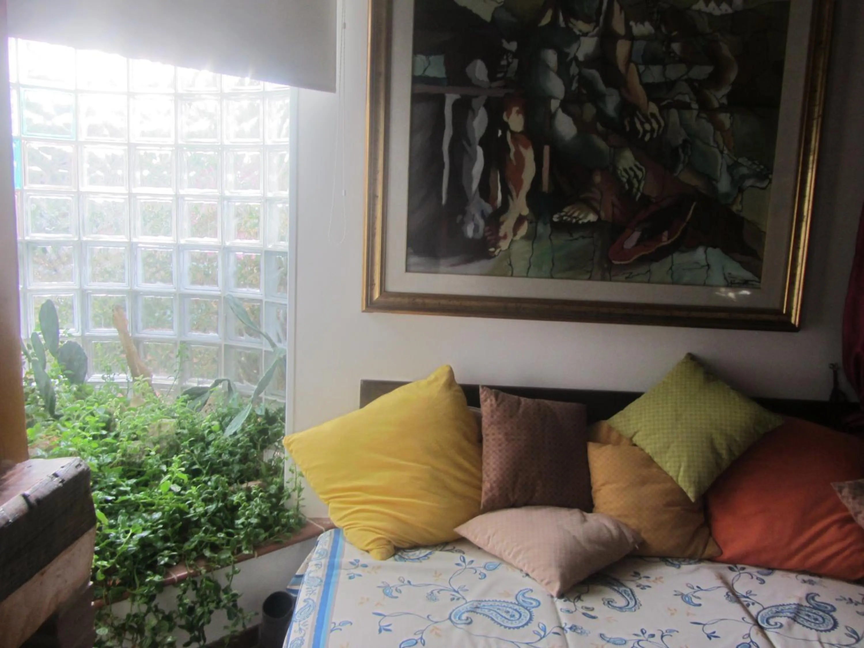 Decorative detail in Sole e Sale B&B