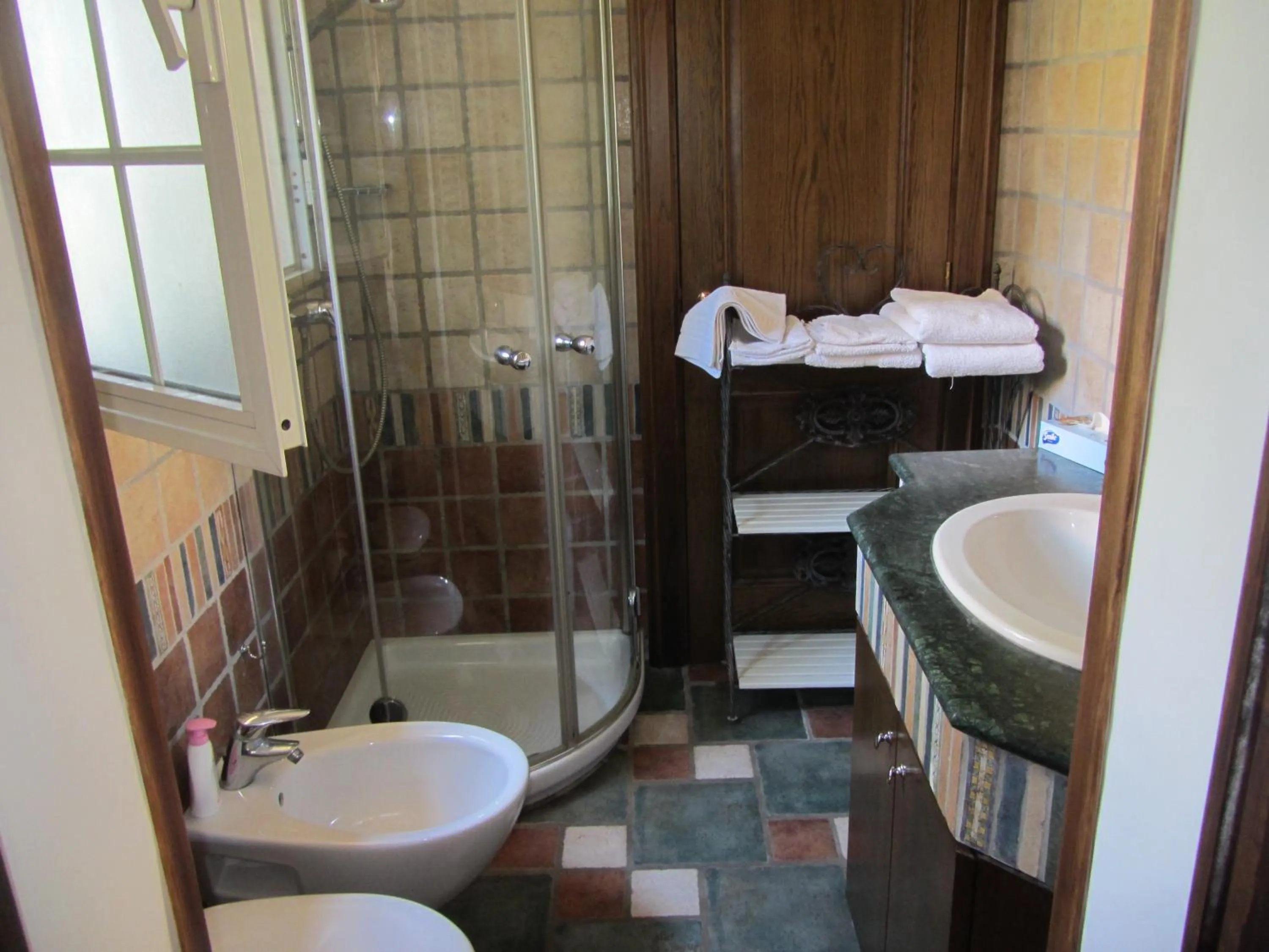 Bathroom in Sole e Sale B&B