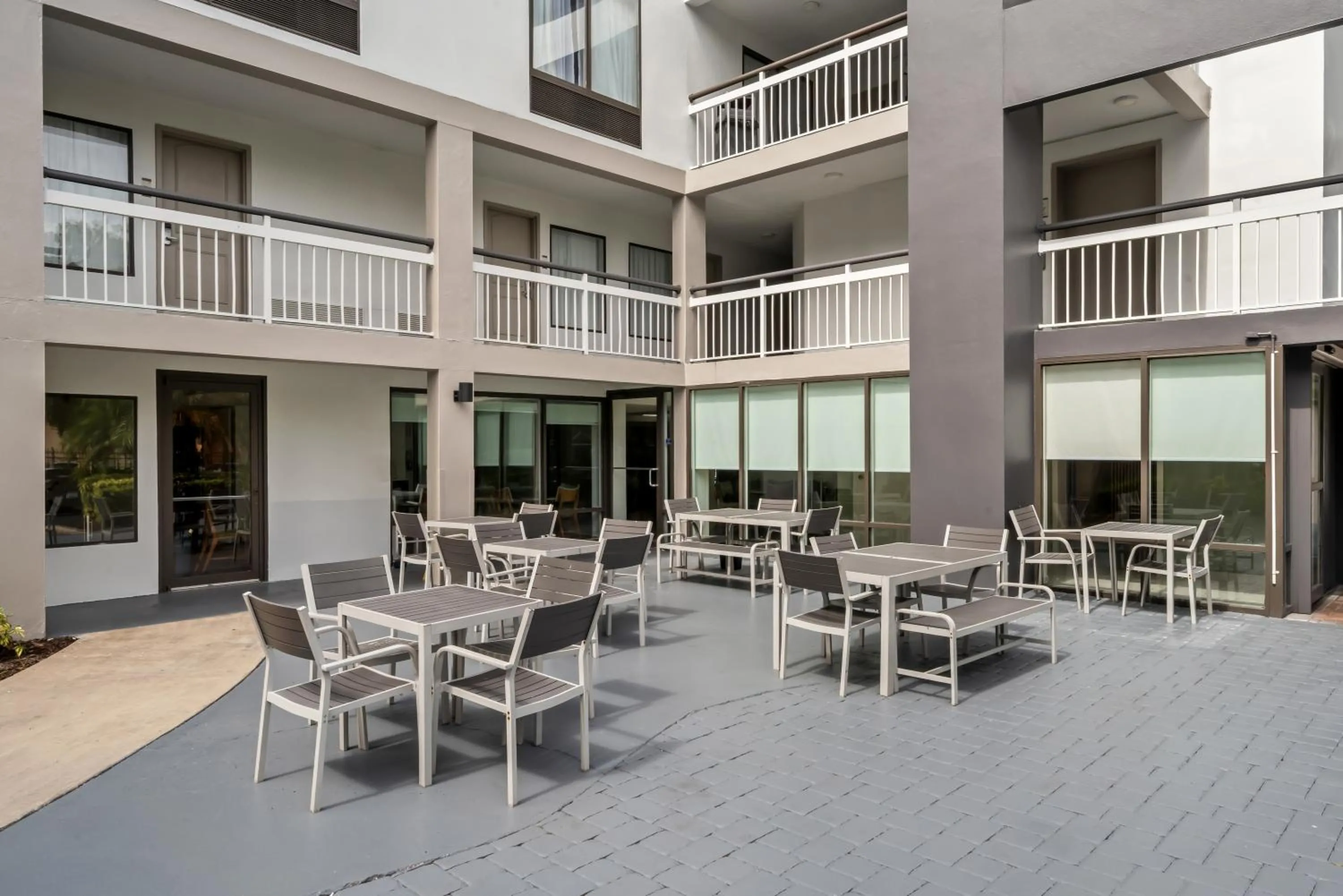 Seating area in Quality Inn Orlando Near International Drive