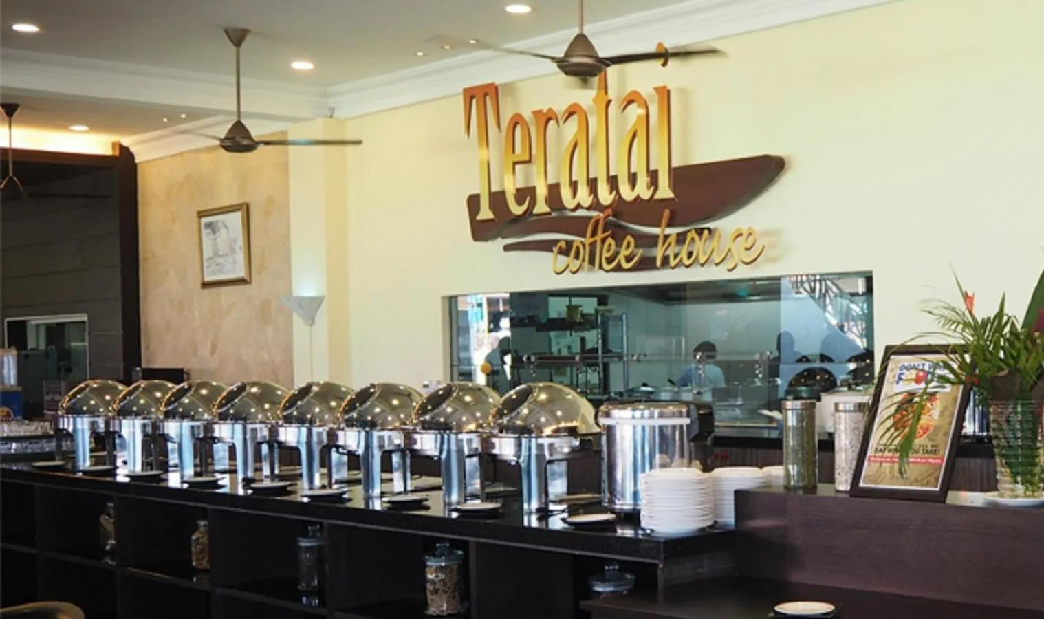 Restaurant/places to eat in D'Vista Homestay Apartments in Lotus Desaru Beach Resort