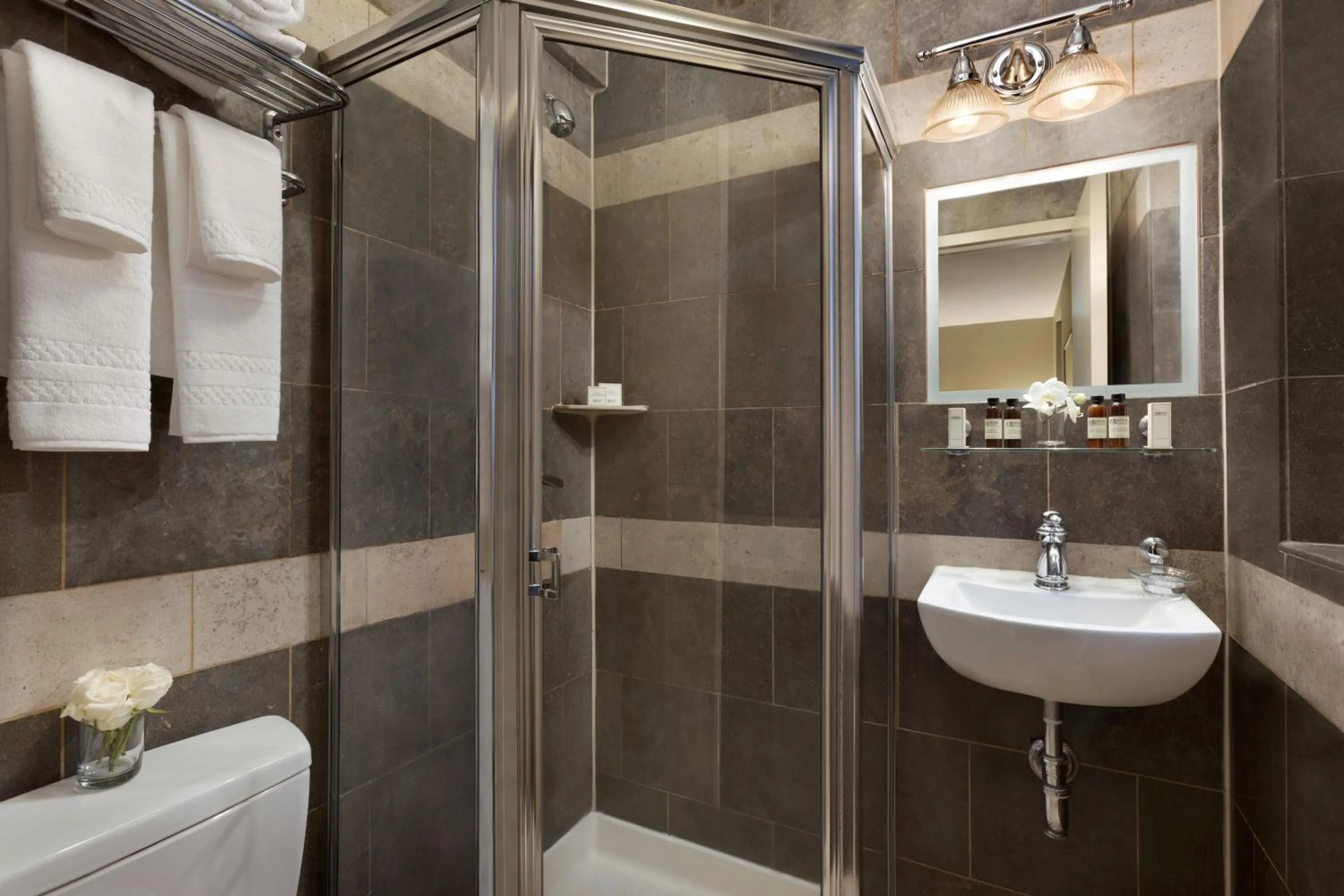 Shower, Bathroom in Washington Jefferson Hotel - Times Square North