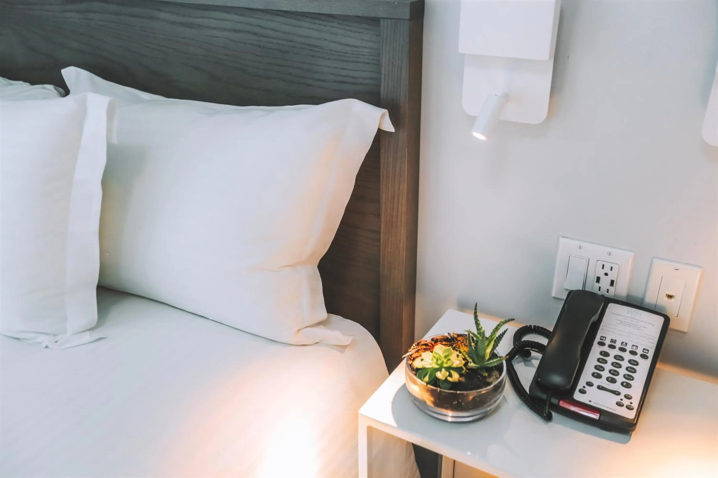 Bedroom in Washington Jefferson Hotel - Times Square North