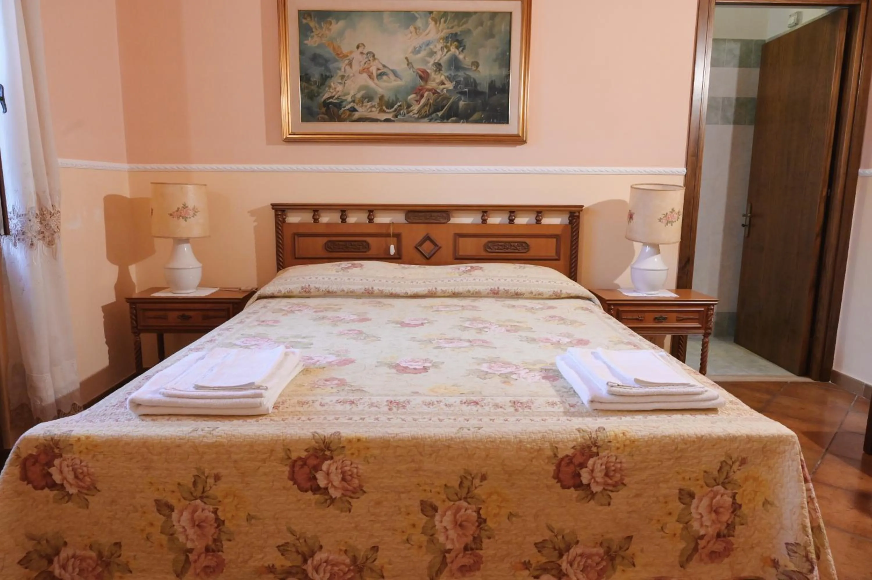 Bedroom, Bed in Villa Delle Palme