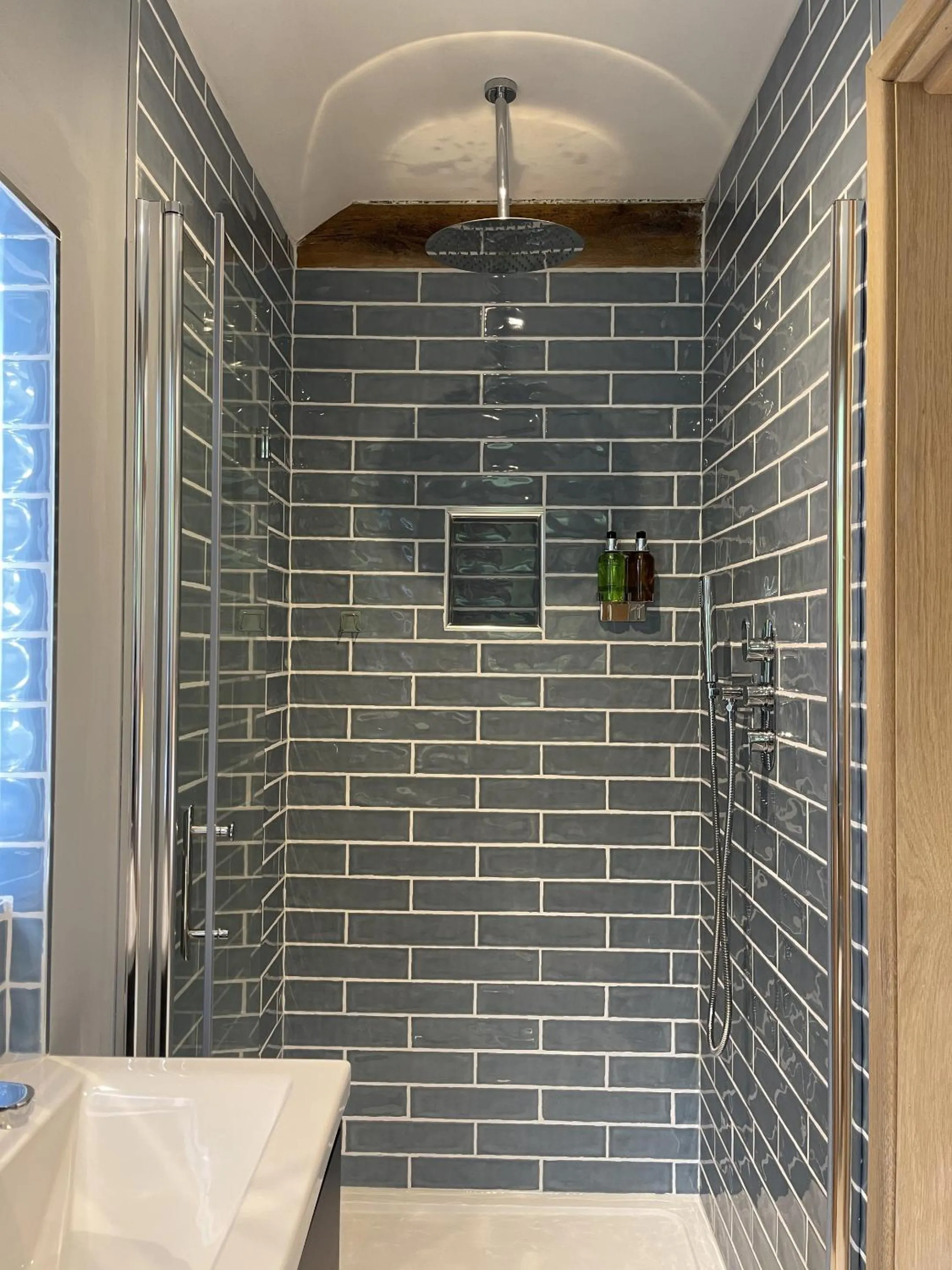 Bathroom in Lancasters Cottage