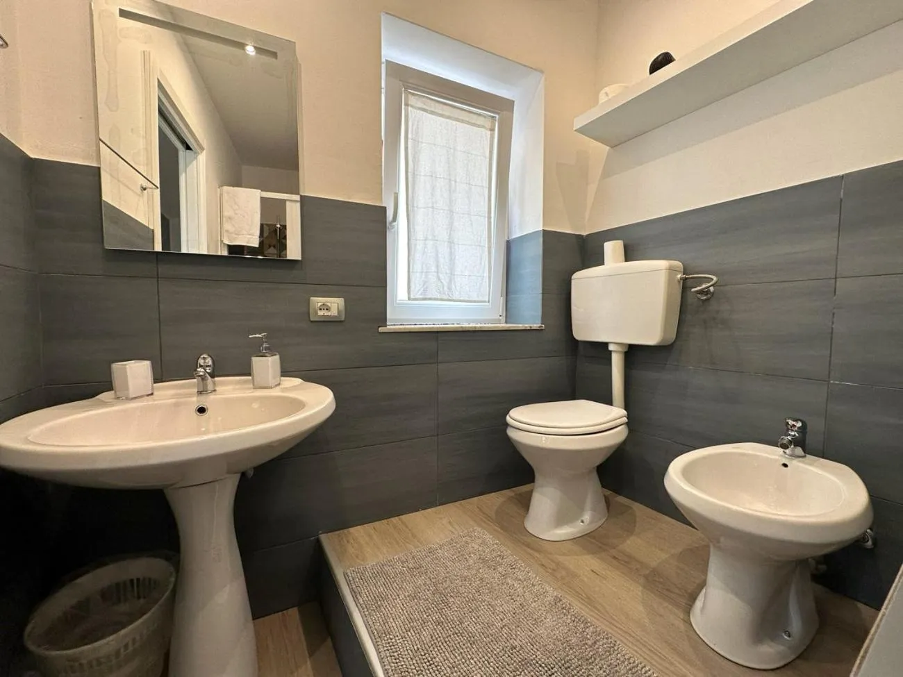 Bathroom in Santa Lucia