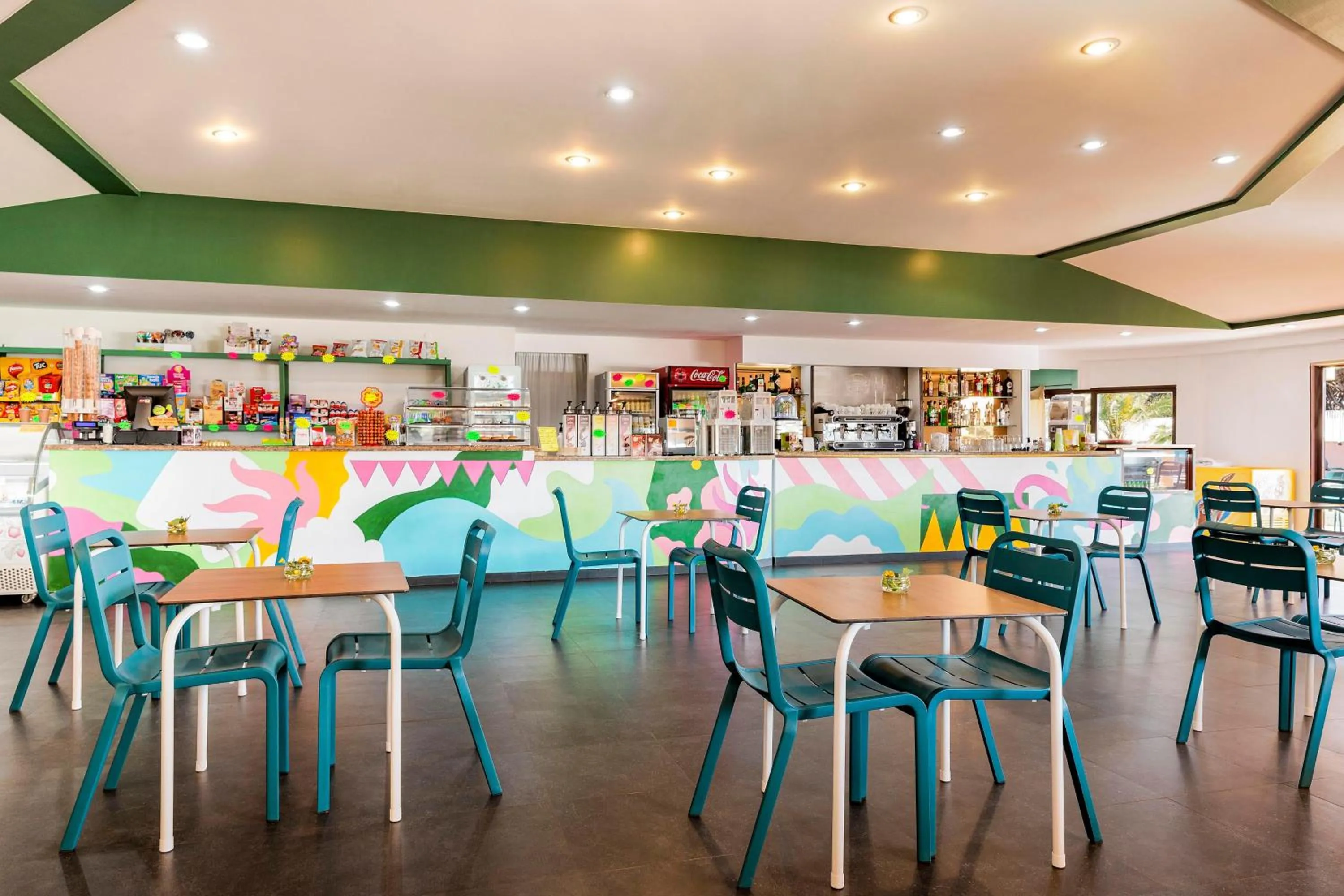 Lounge or bar in Gitavillage California