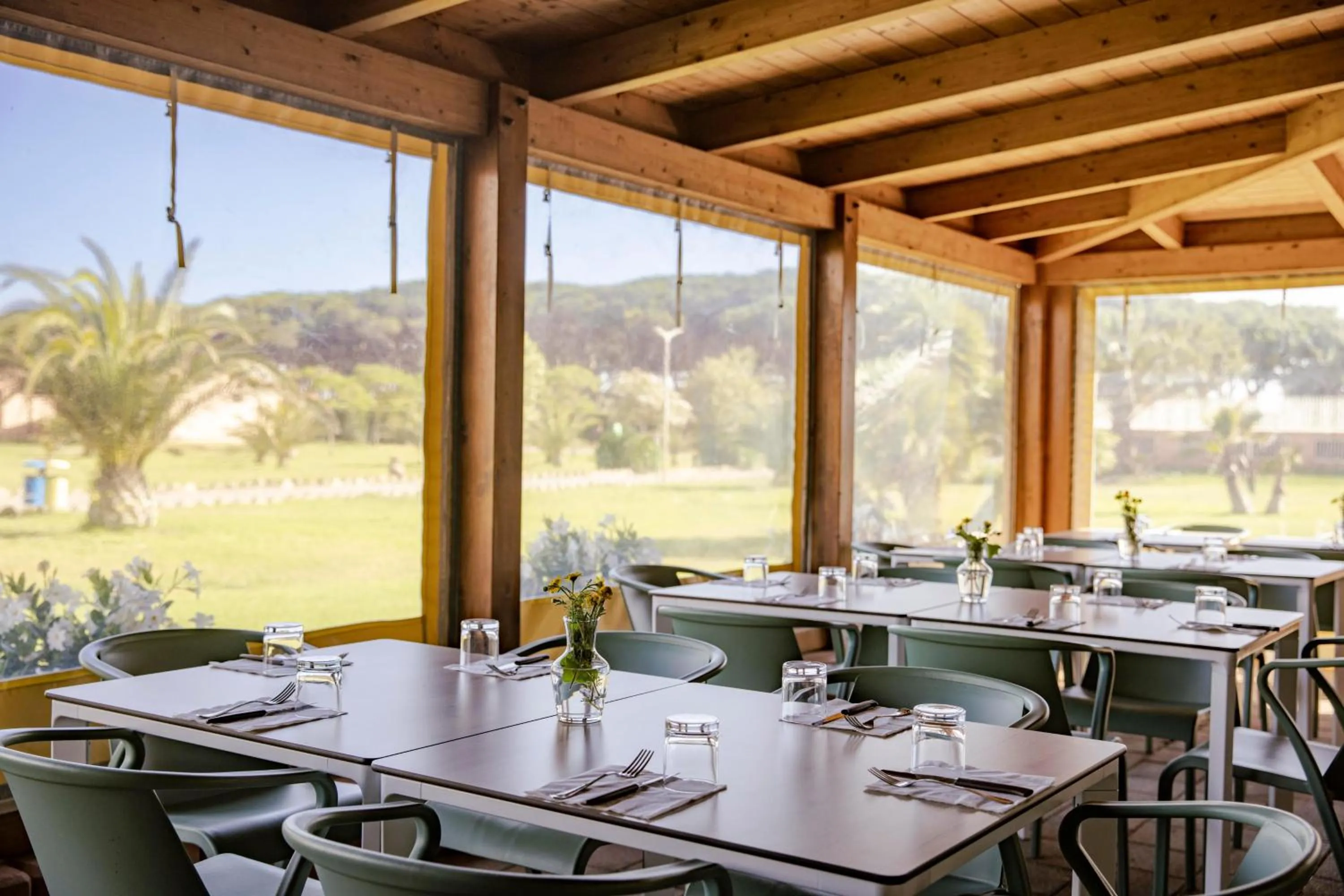 Restaurant/places to eat in Gitavillage California