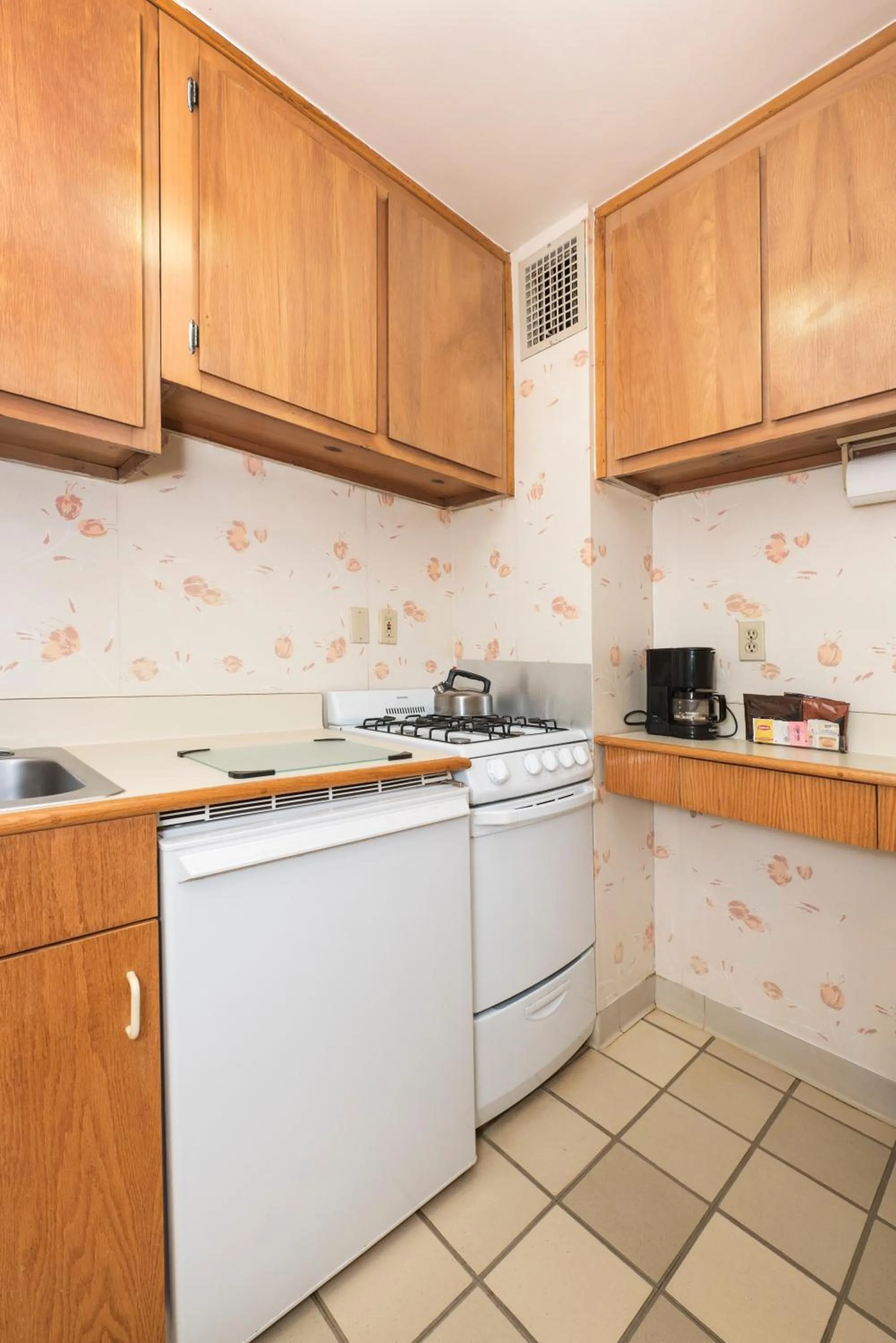 Murray Hill East Suites - Extended Stay