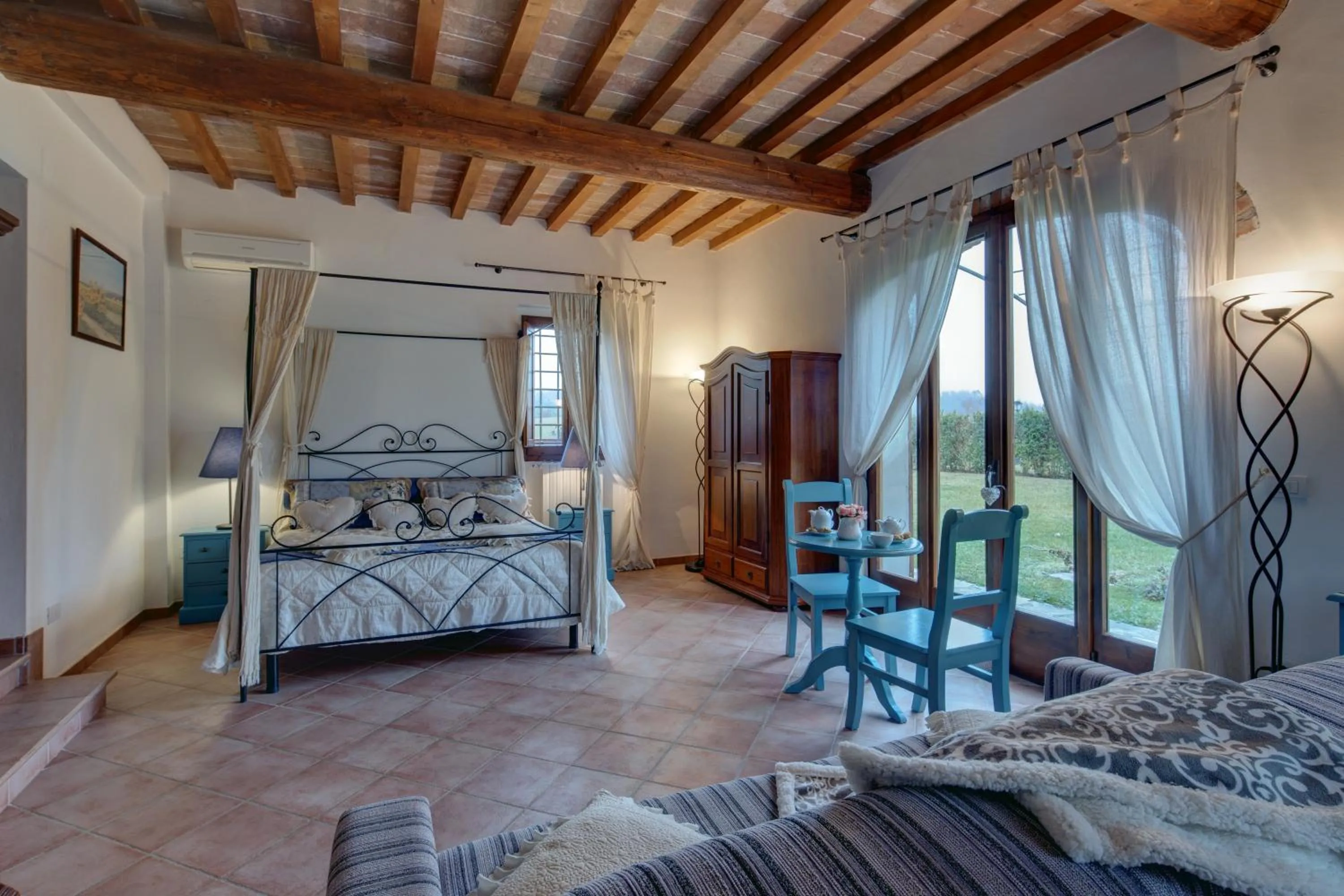 Bed in Il Casale di Santamettole