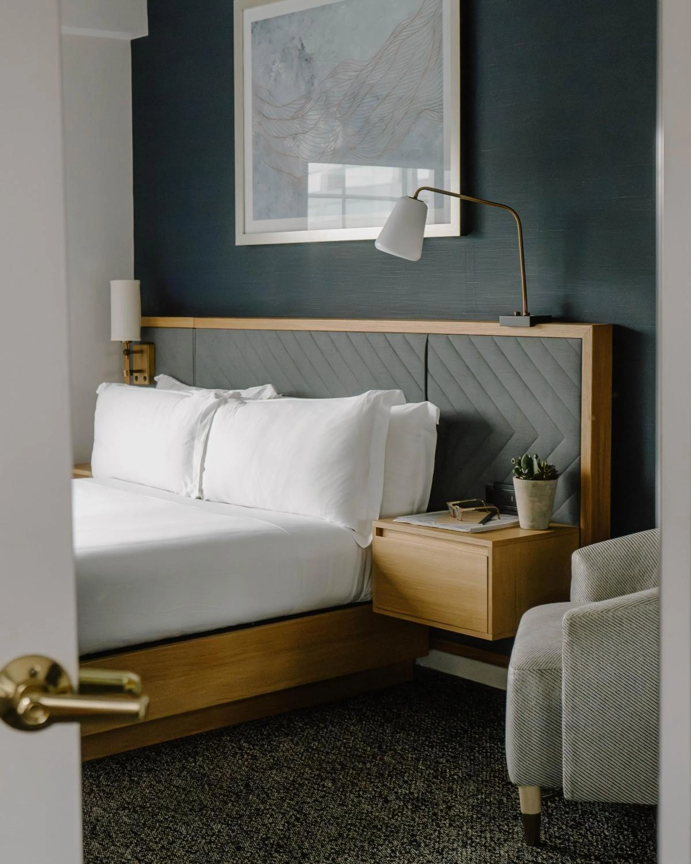 Bed in Club Quarters Hotel White House, Washington DC