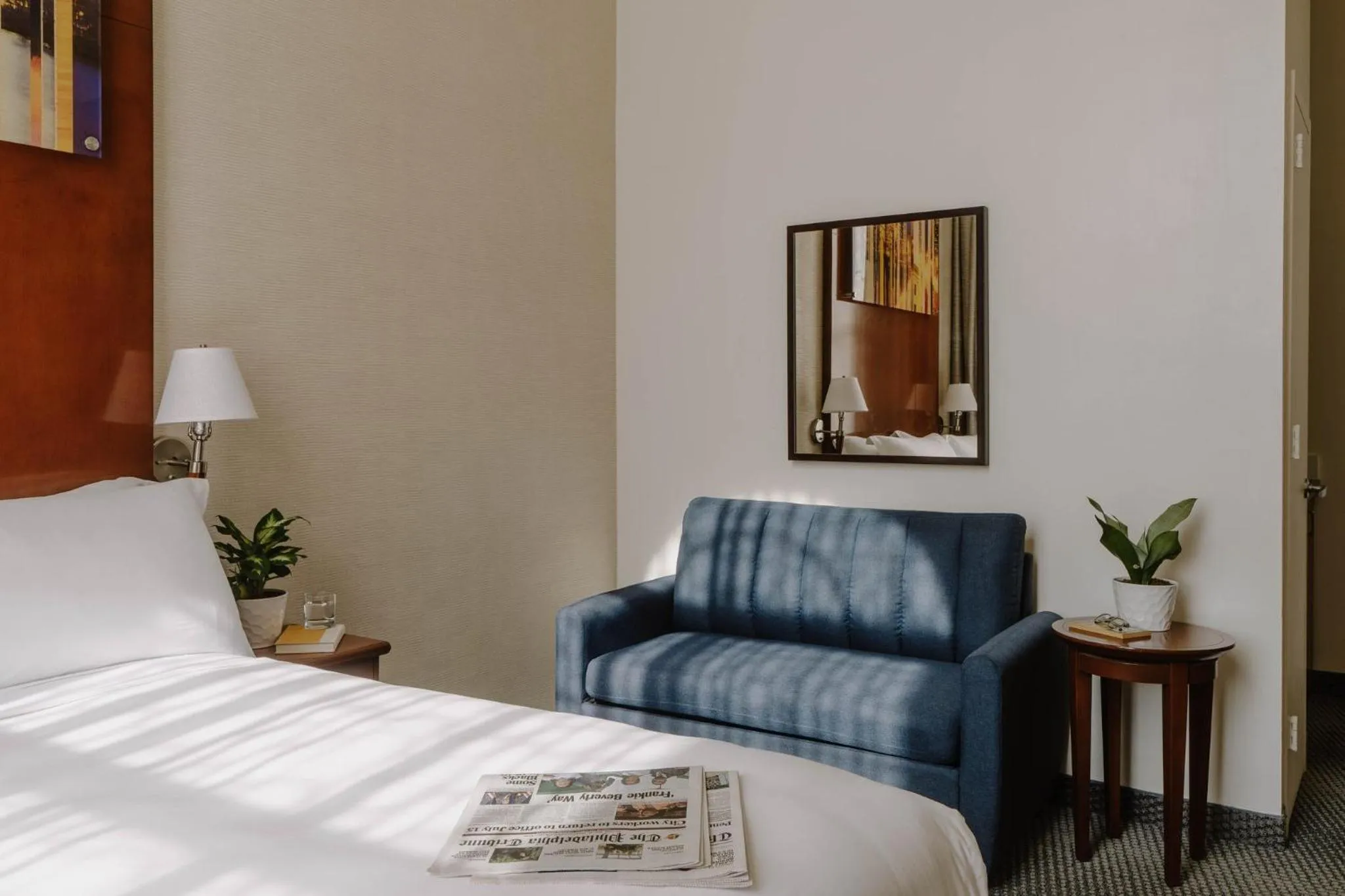 Bedroom, Bed in Club Quarters Hotel Rittenhouse Square, Philadelphia