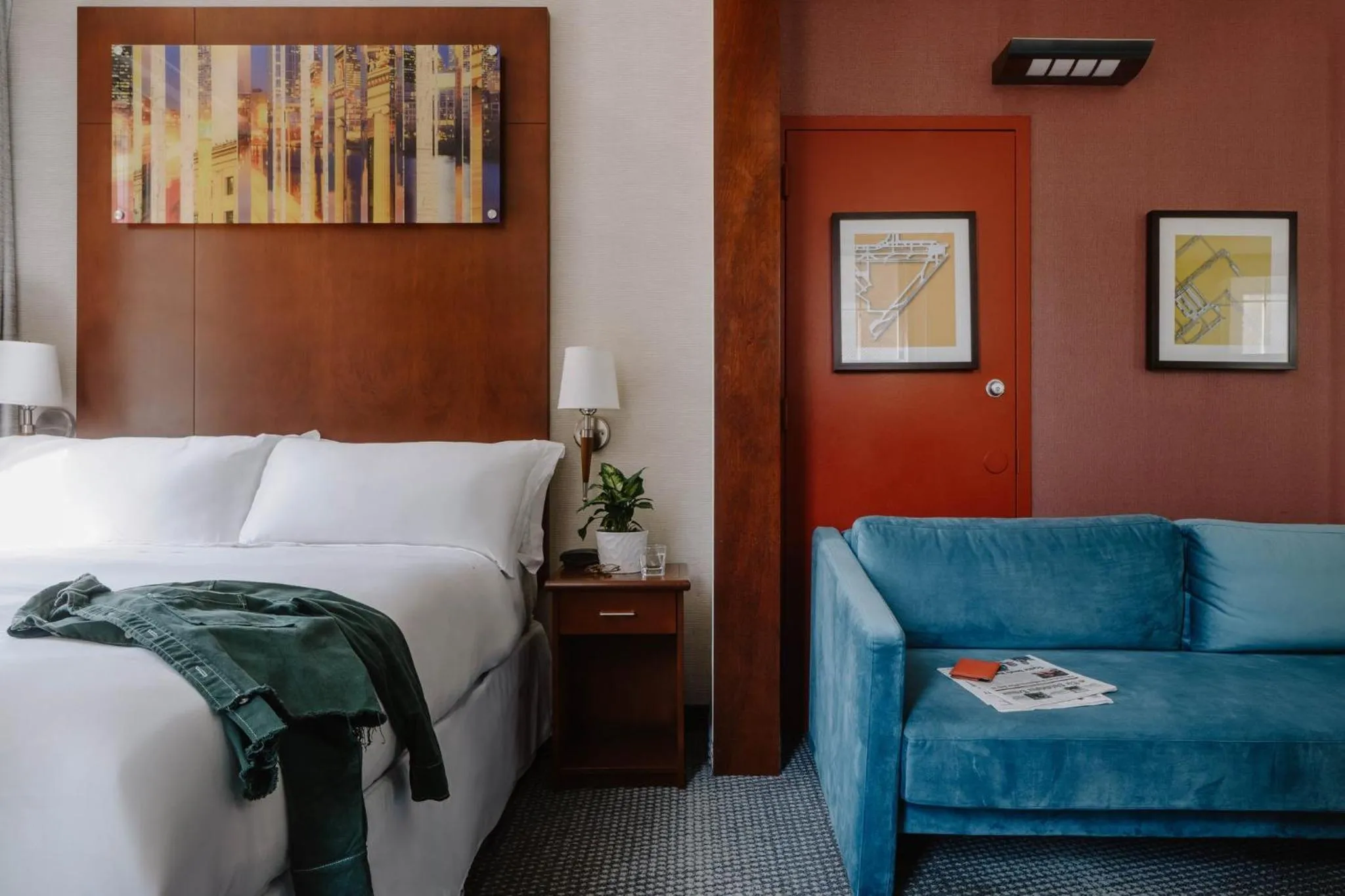 Bedroom, Bed in Club Quarters Hotel Rittenhouse Square, Philadelphia