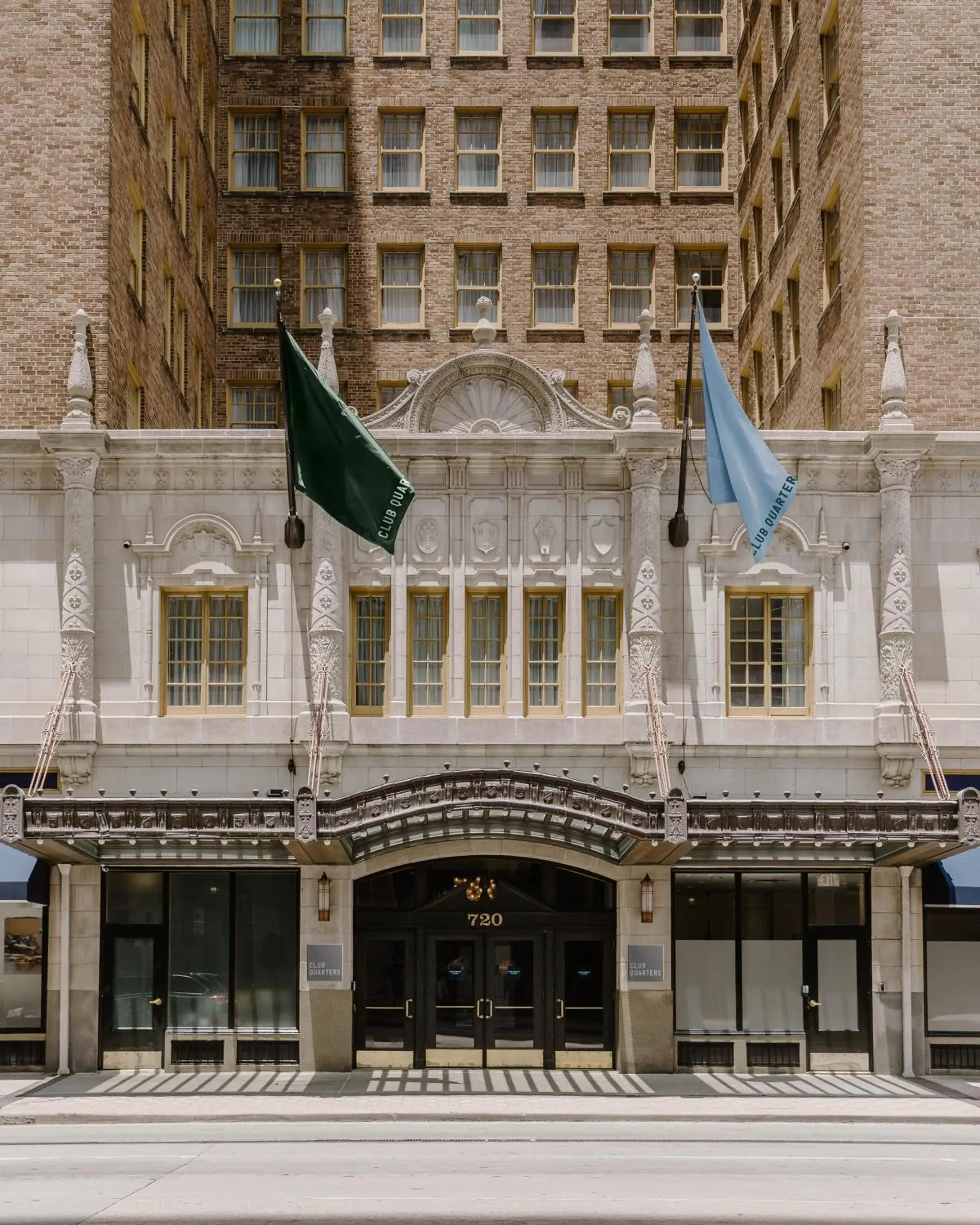 Property building in Club Quarters Hotel Downtown, Houston Property building in Club Quarters Hotel Downtown, Houston