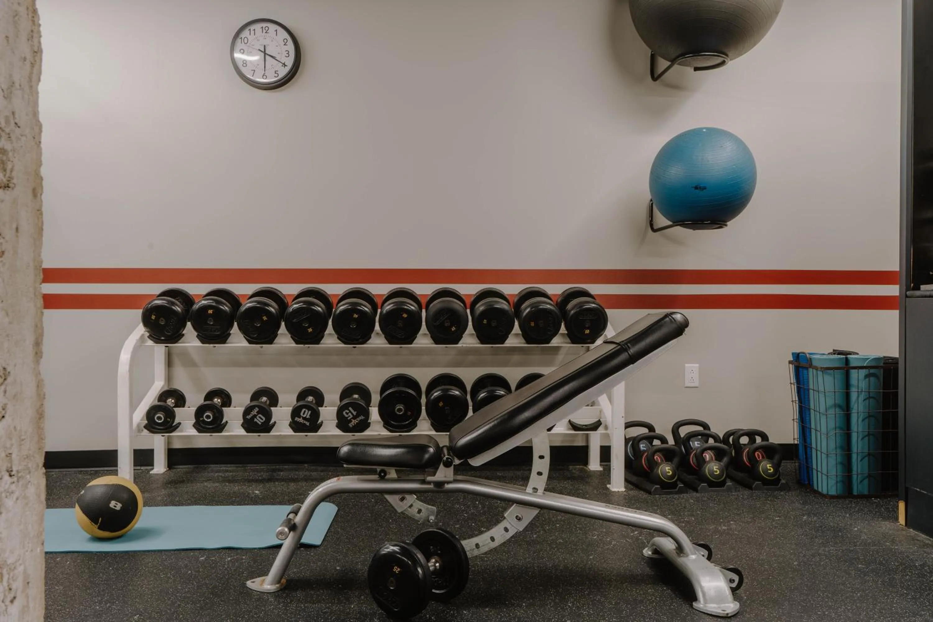 Fitness centre/facilities in Club Quarters Hotel Downtown, Houston