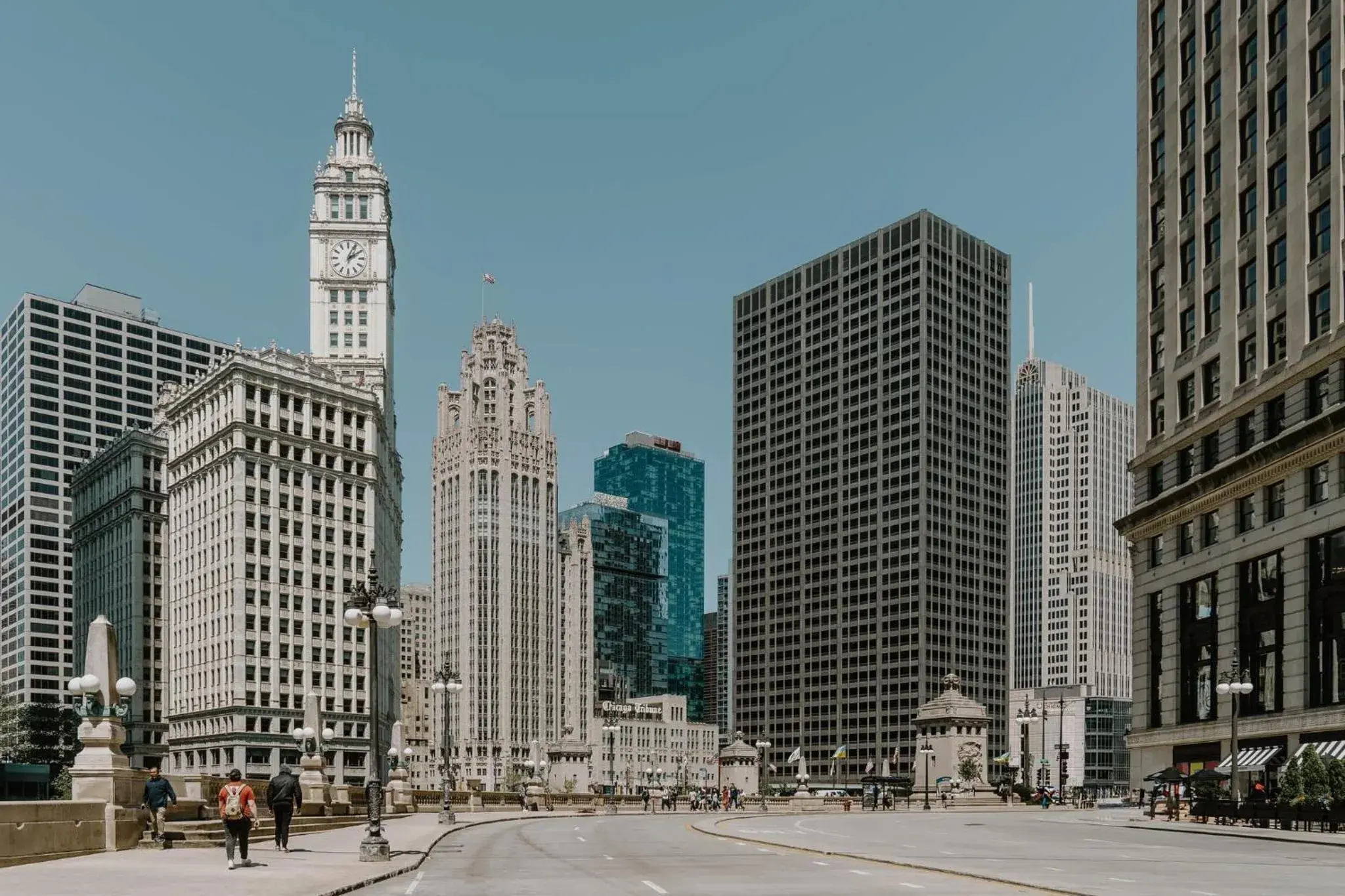 Property building in Club Quarters Hotel Wacker at Michigan, Chicago Property building in Club Quarters Hotel Wacker at Michigan, Chicago