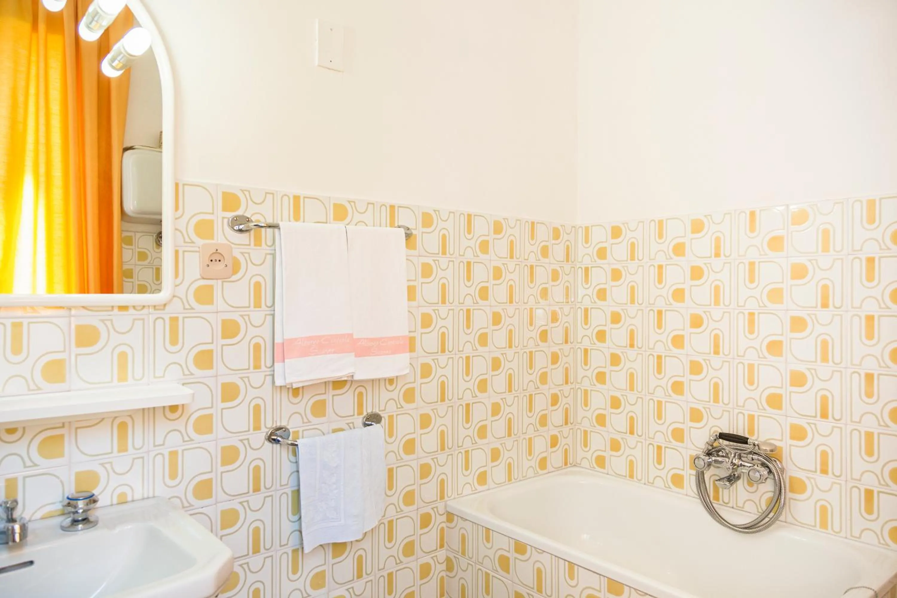 Bathroom in Albergo Centrale Scanno