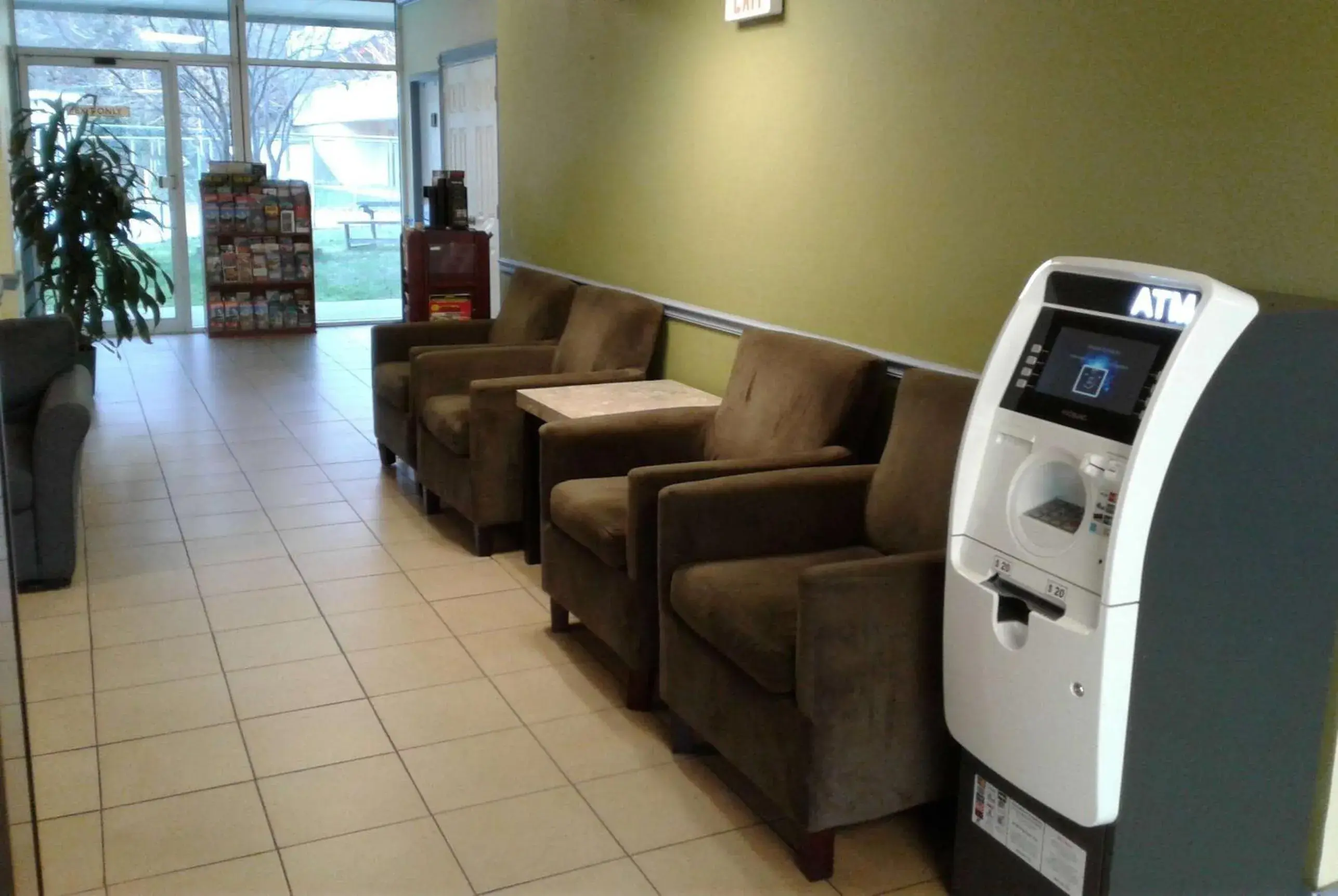 Lobby or reception in Days Inn by Wyndham Alexandria South Lobby or reception in Days Inn by Wyndham Alexandria South