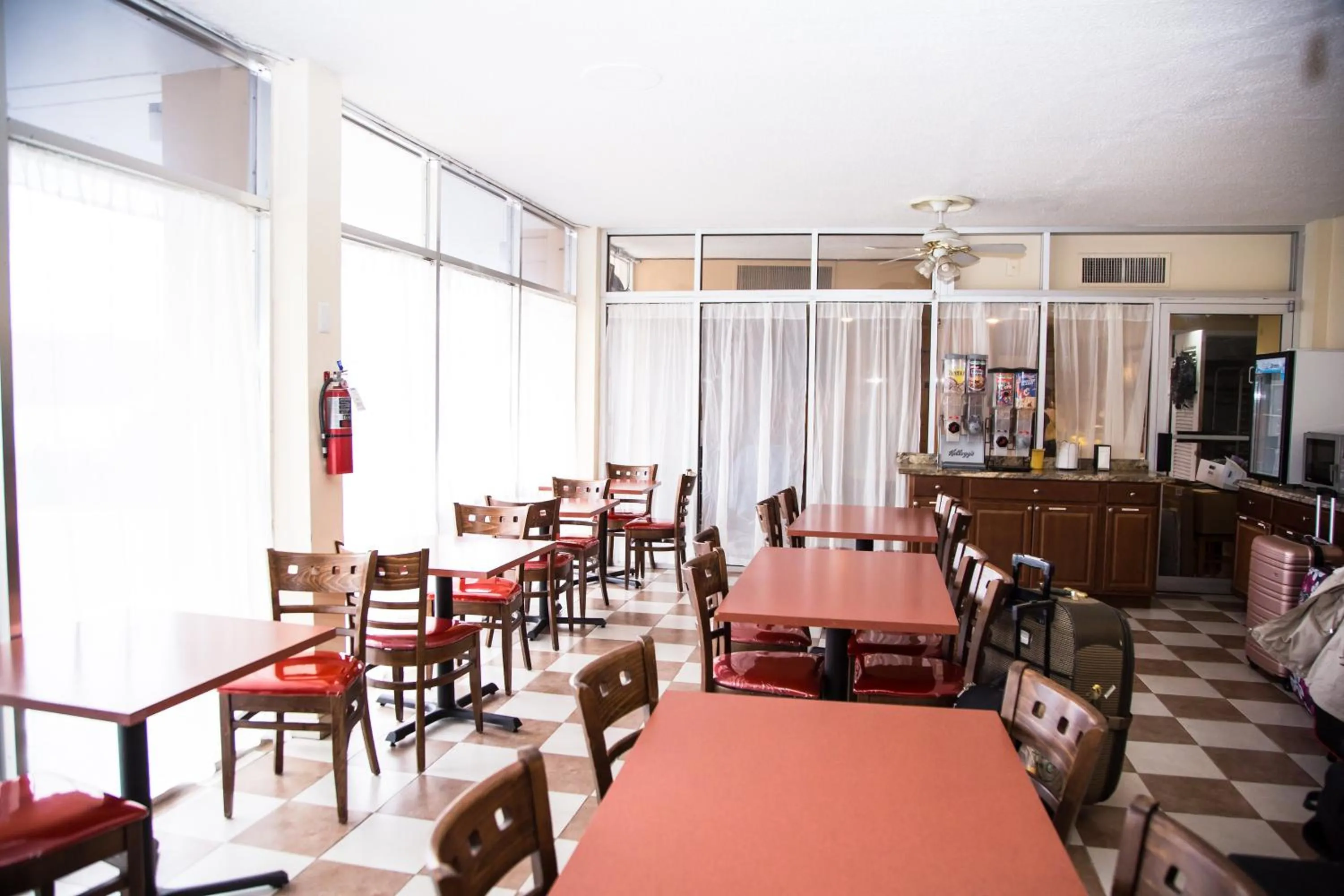 Breakfast in Days Inn by Wyndham Alexandria South