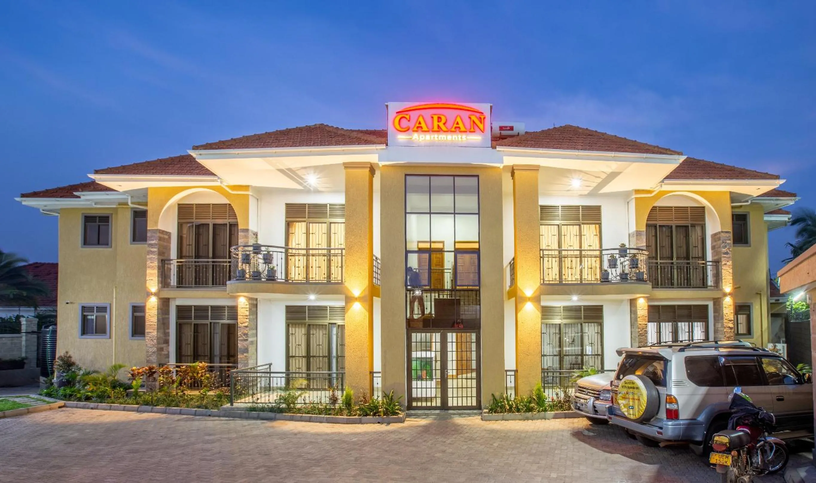 Facade/entrance in Caran Apartments