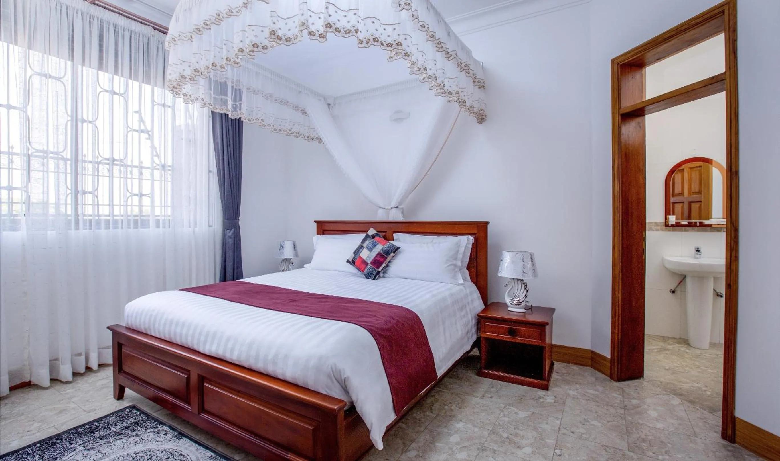 Bed in Caran Apartments
