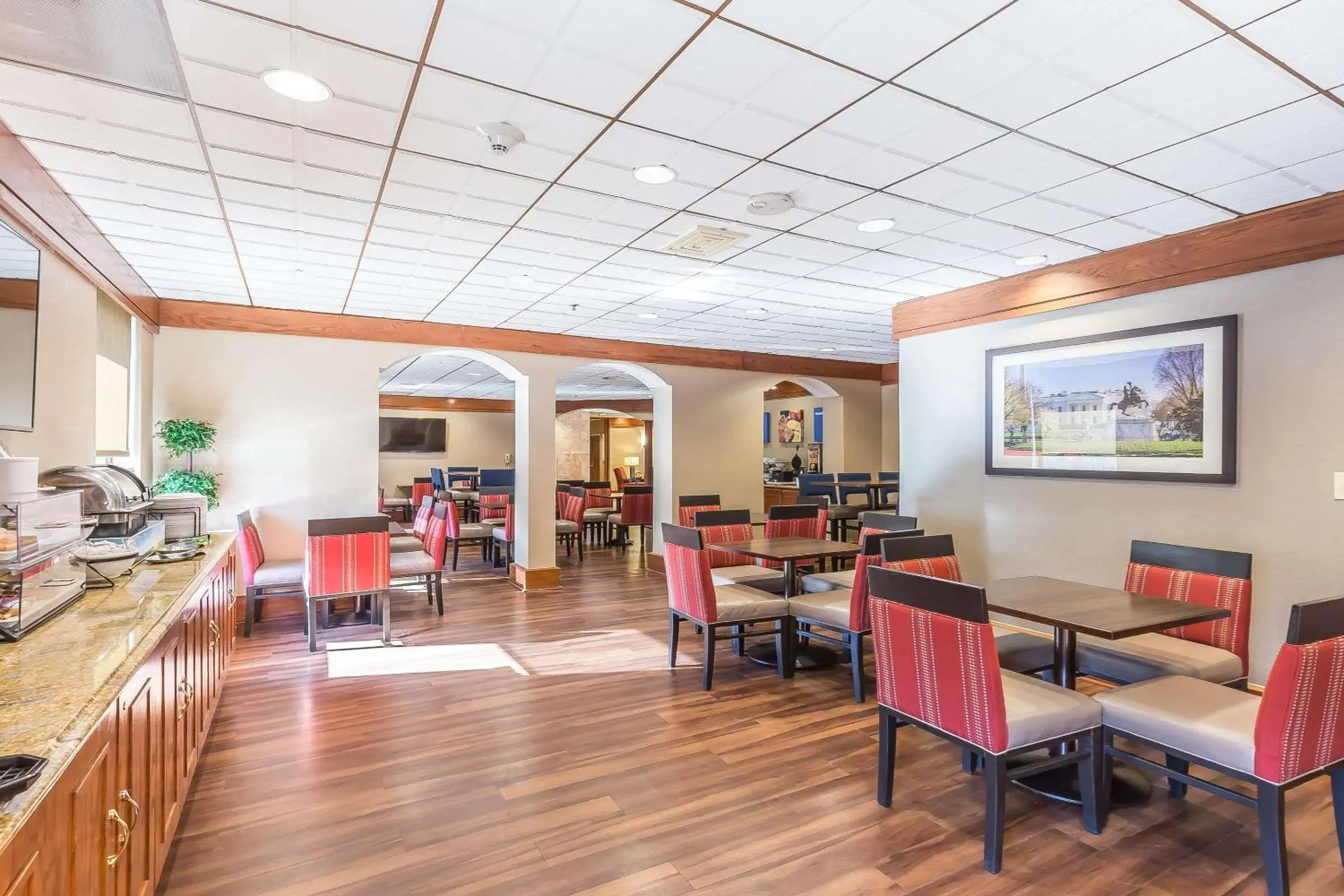Restaurant/places to eat in Comfort Inn Shady Grove - Gaithersburg - Rockville Restaurant/places to eat in Comfort Inn Shady Grove - Gaithersburg - Rockville