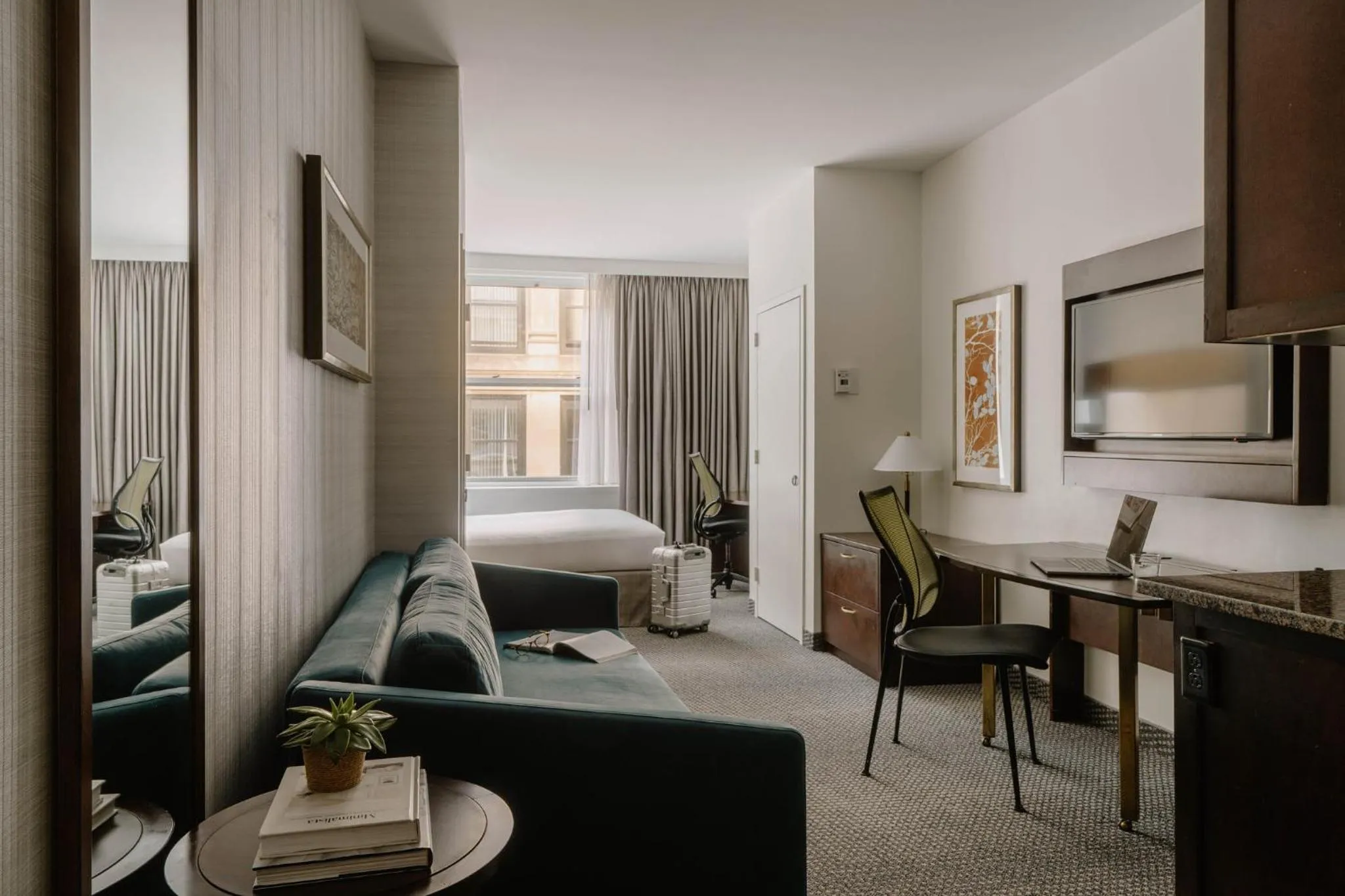 Photo of the whole room in Club Quarters Hotel Faneuil Hall, Boston