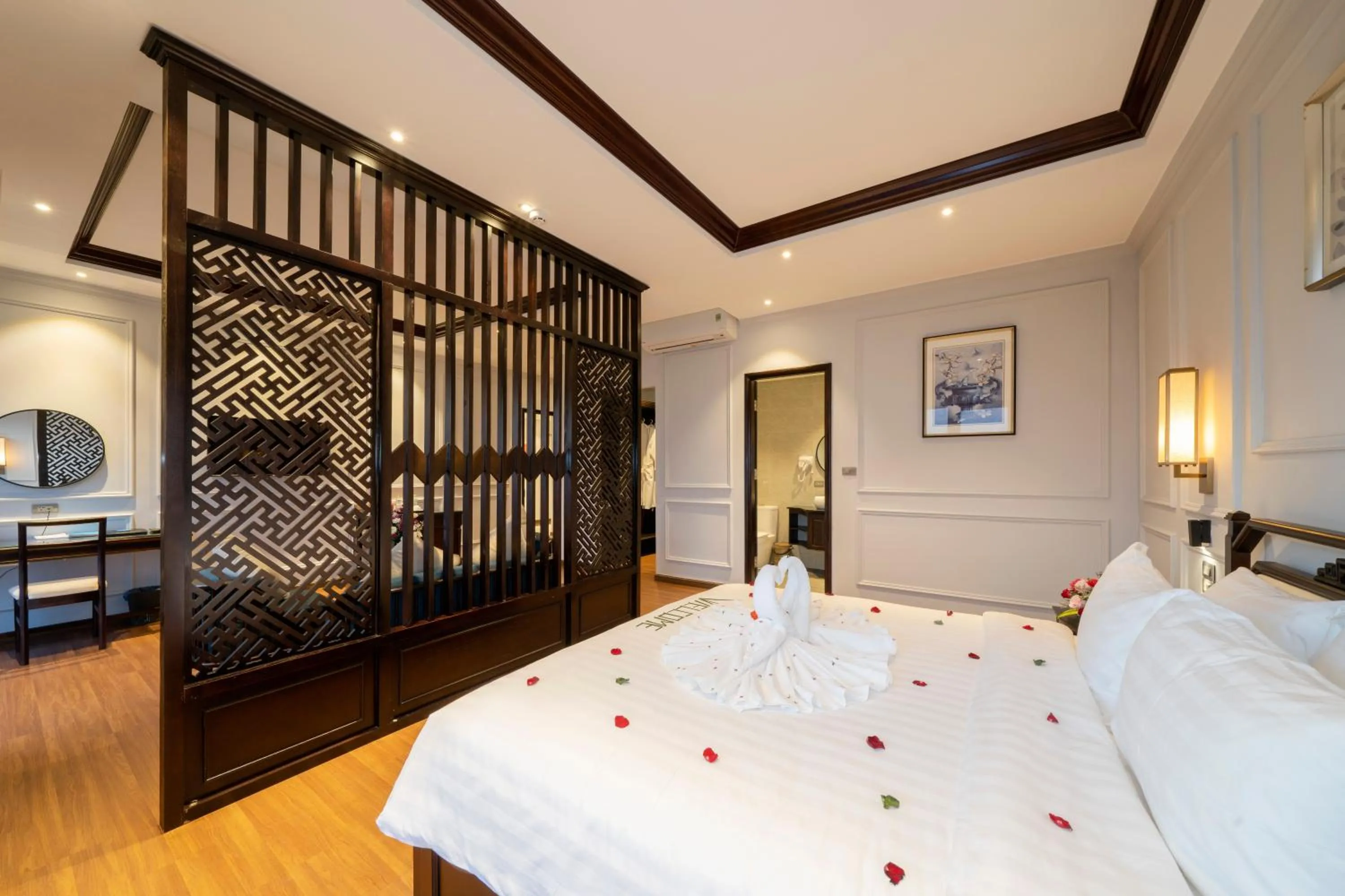 Bed in Eco Lux Riverside Hotel & Spa