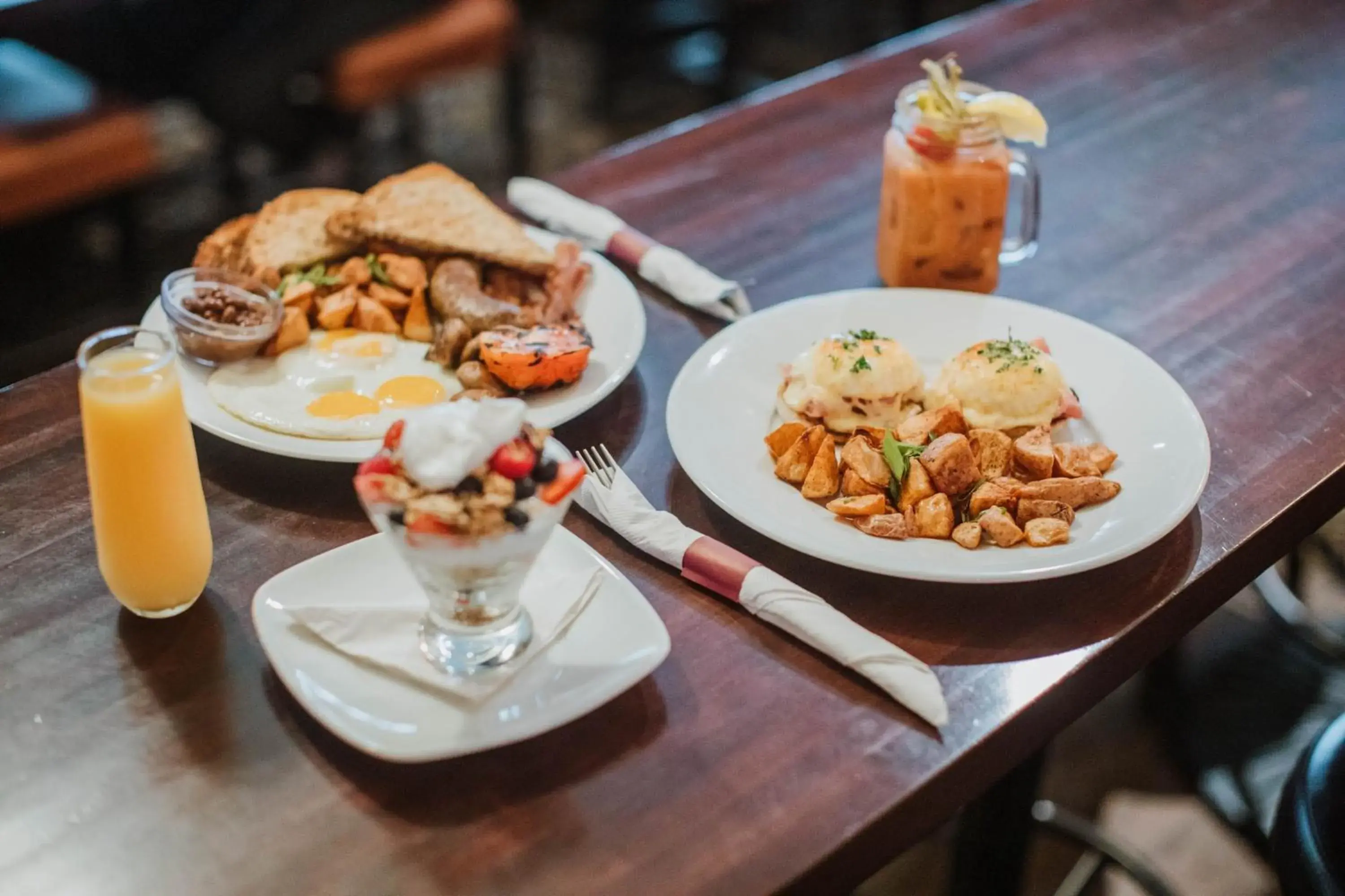 Restaurant/places to eat in Club Quarters Hotel Central Loop, Chicago Restaurant/places to eat in Club Quarters Hotel Central Loop, Chicago