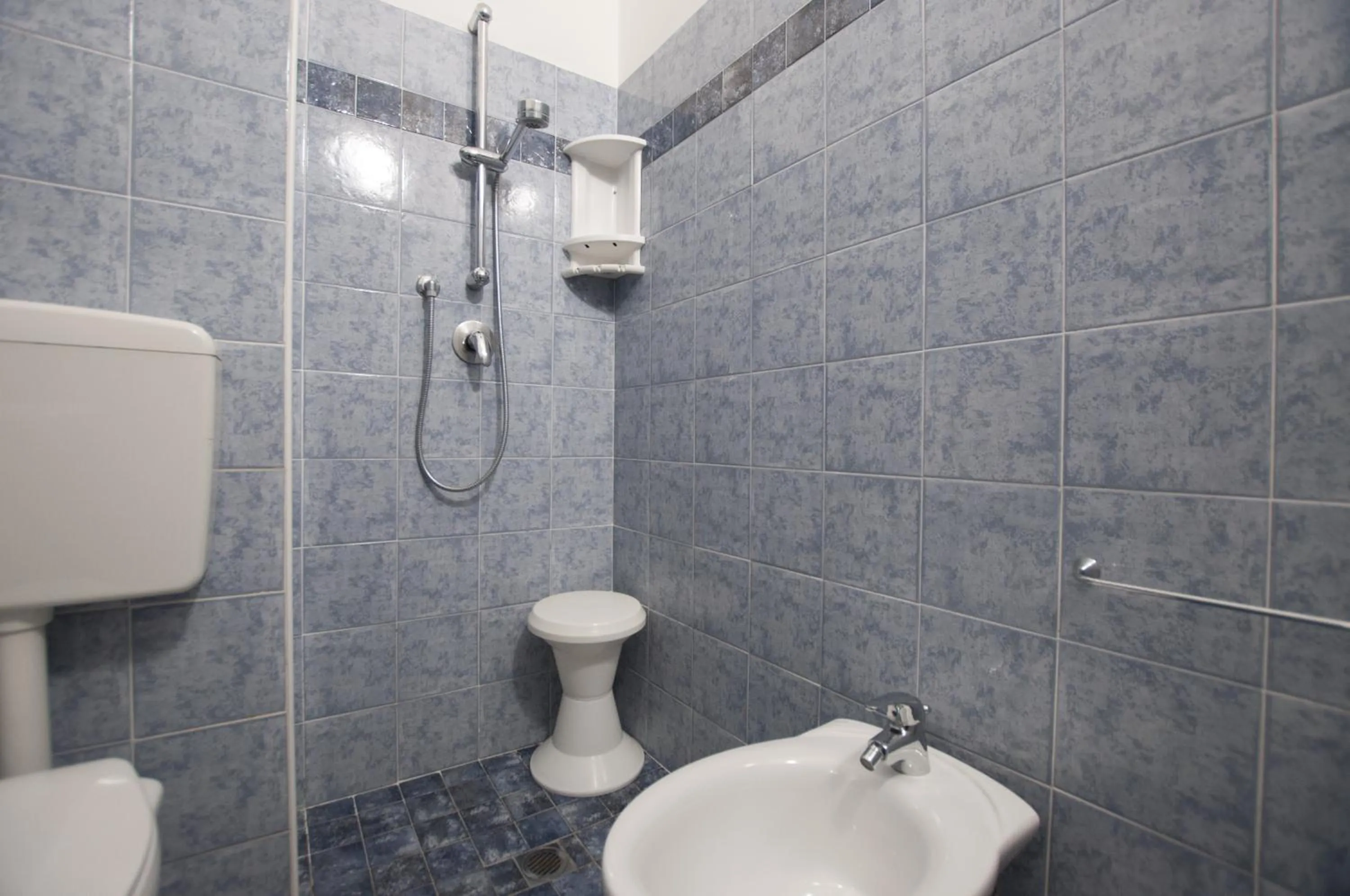 Shower in Hotel Edelweiss