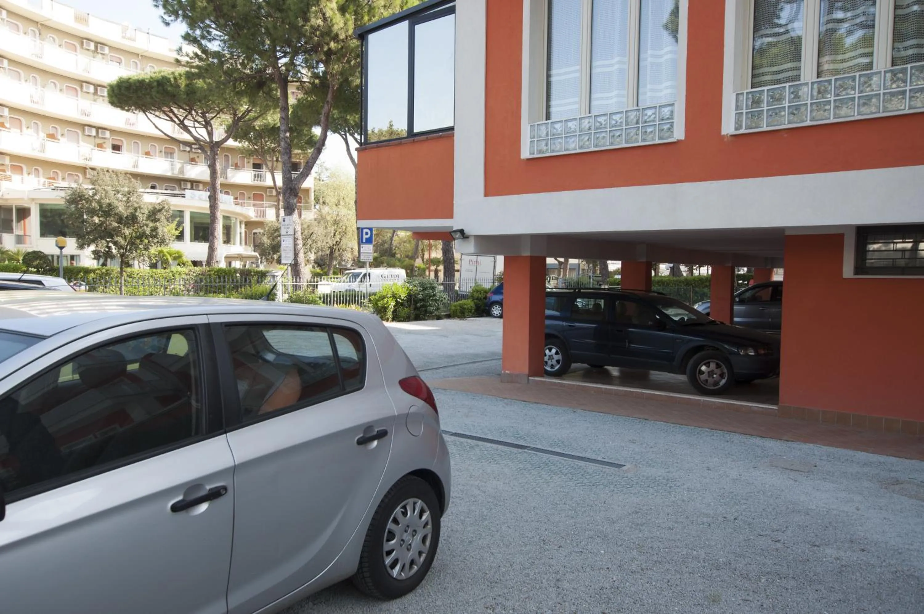 Facade/entrance in Hotel Edelweiss