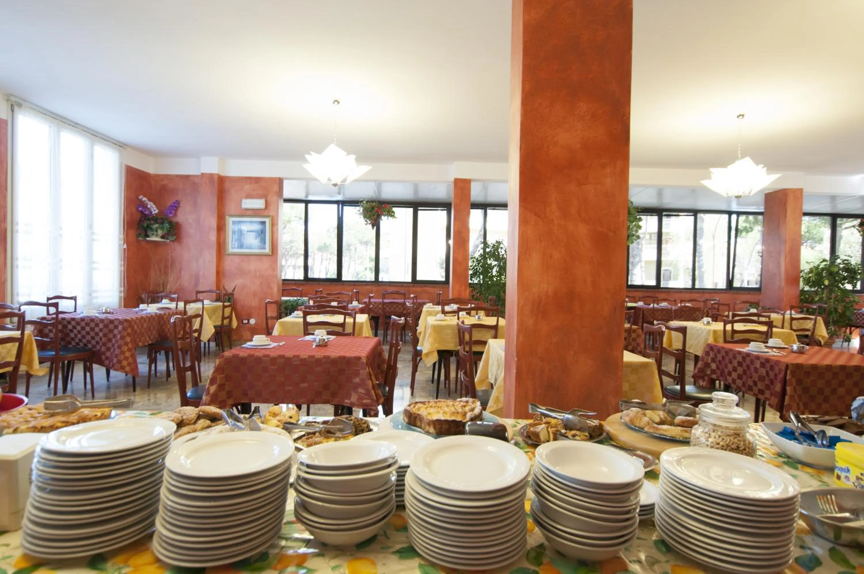 Restaurant/places to eat in Hotel Edelweiss