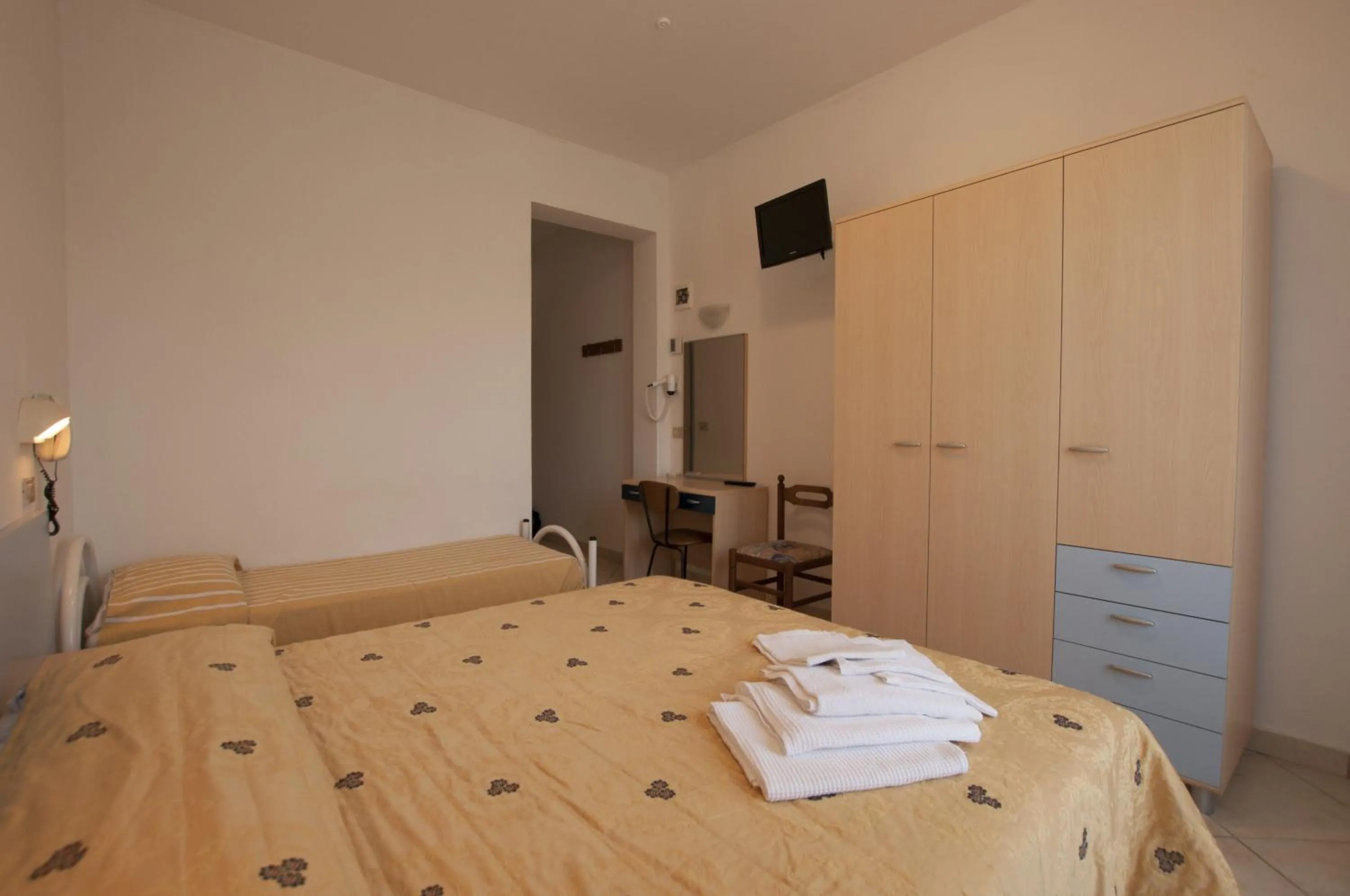 Bed in Hotel Edelweiss