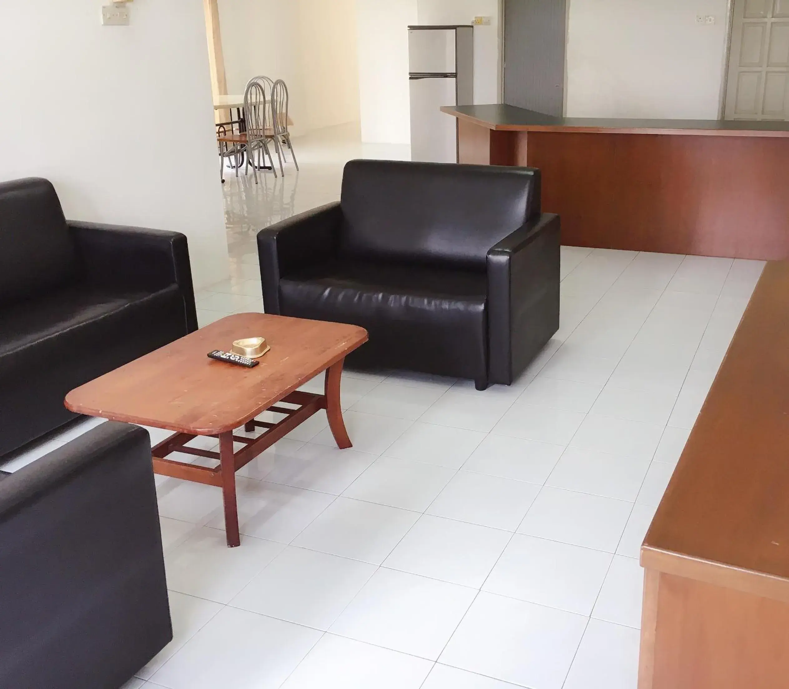 Living room in Dindings Pantai Desair Apartment By DPD Living room in Dindings Pantai Desair Apartment By DPD