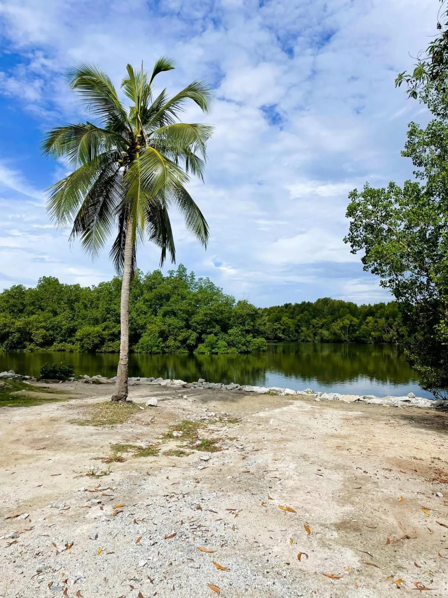 Fishing in Dindings Pantai Desair Apartment By DPD