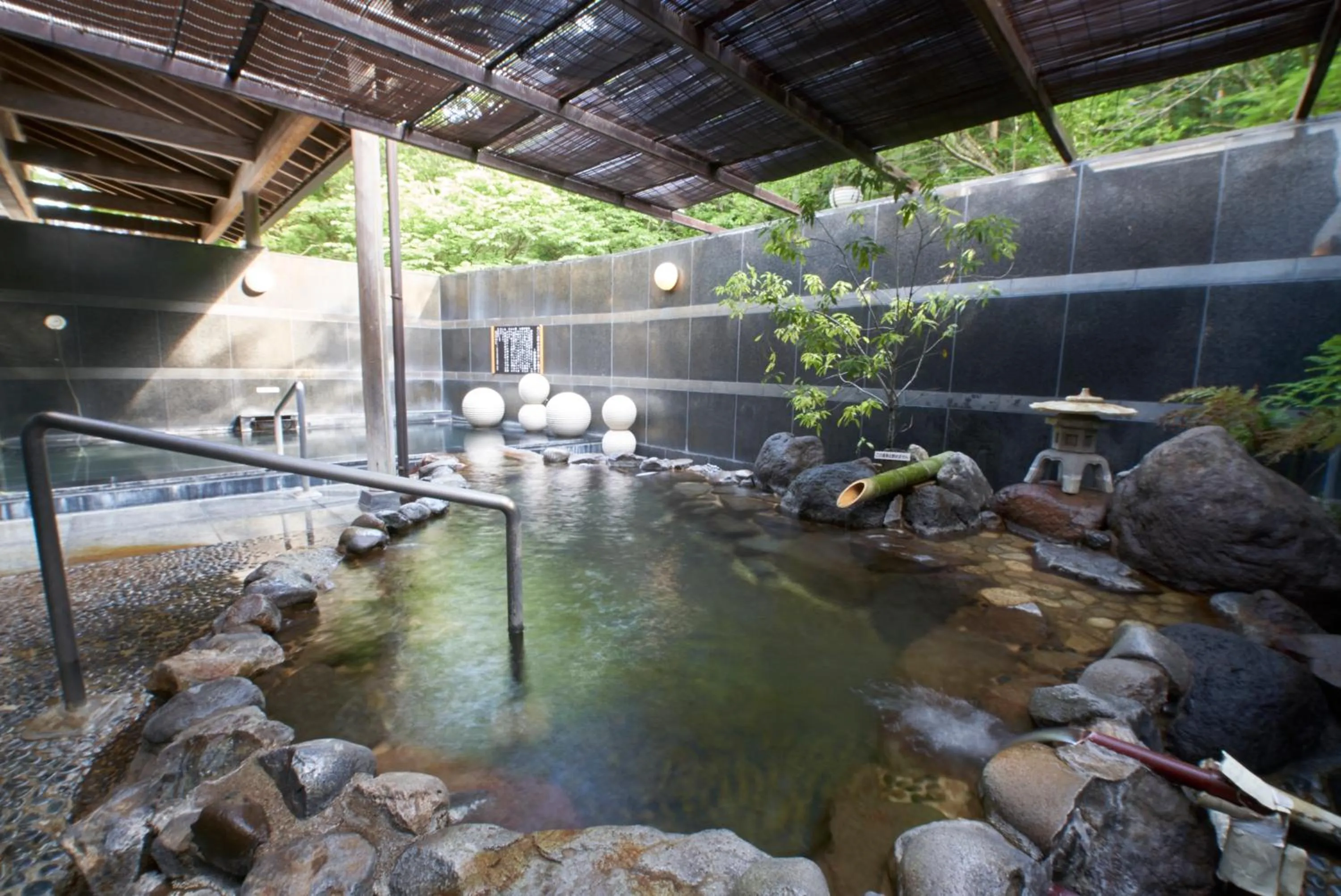 Hot Spring Bath in Yutoriro Bandai Atami