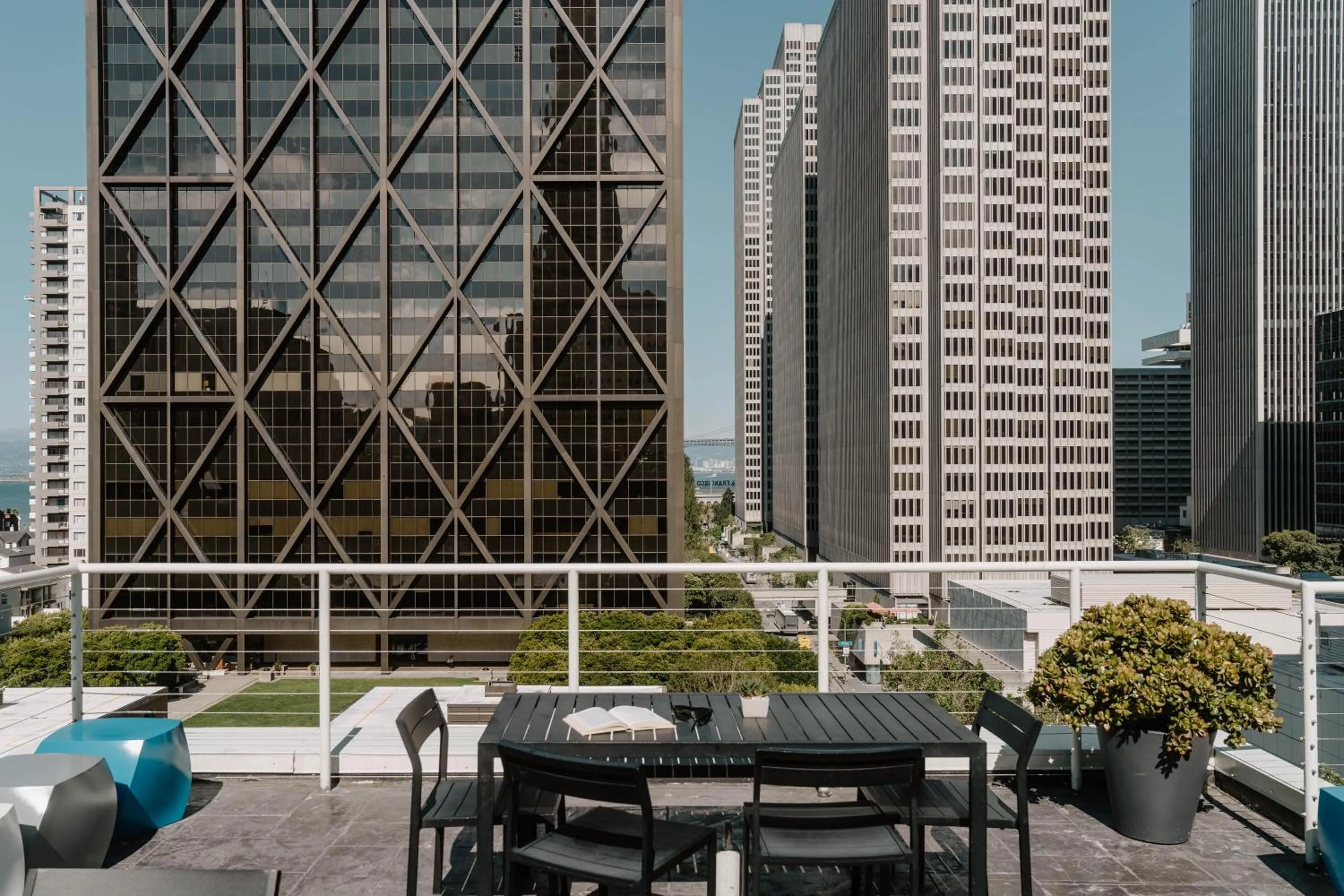 Patio in Club Quarters Hotel Embarcadero, San Francisco