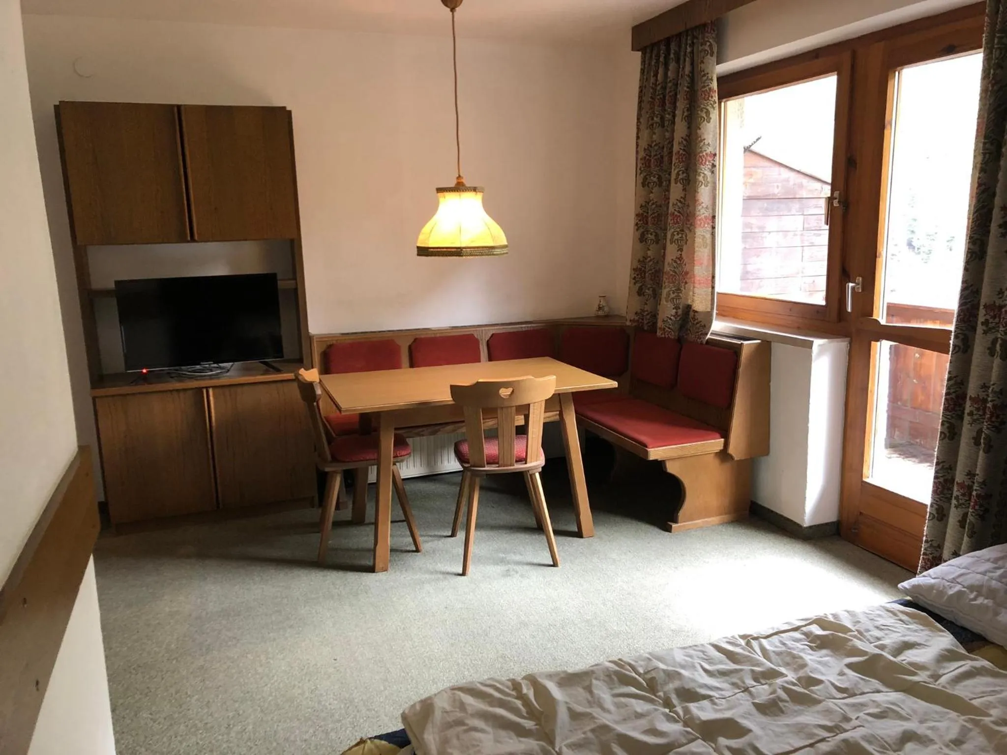 Seating area, Bed in Chalet Elfie