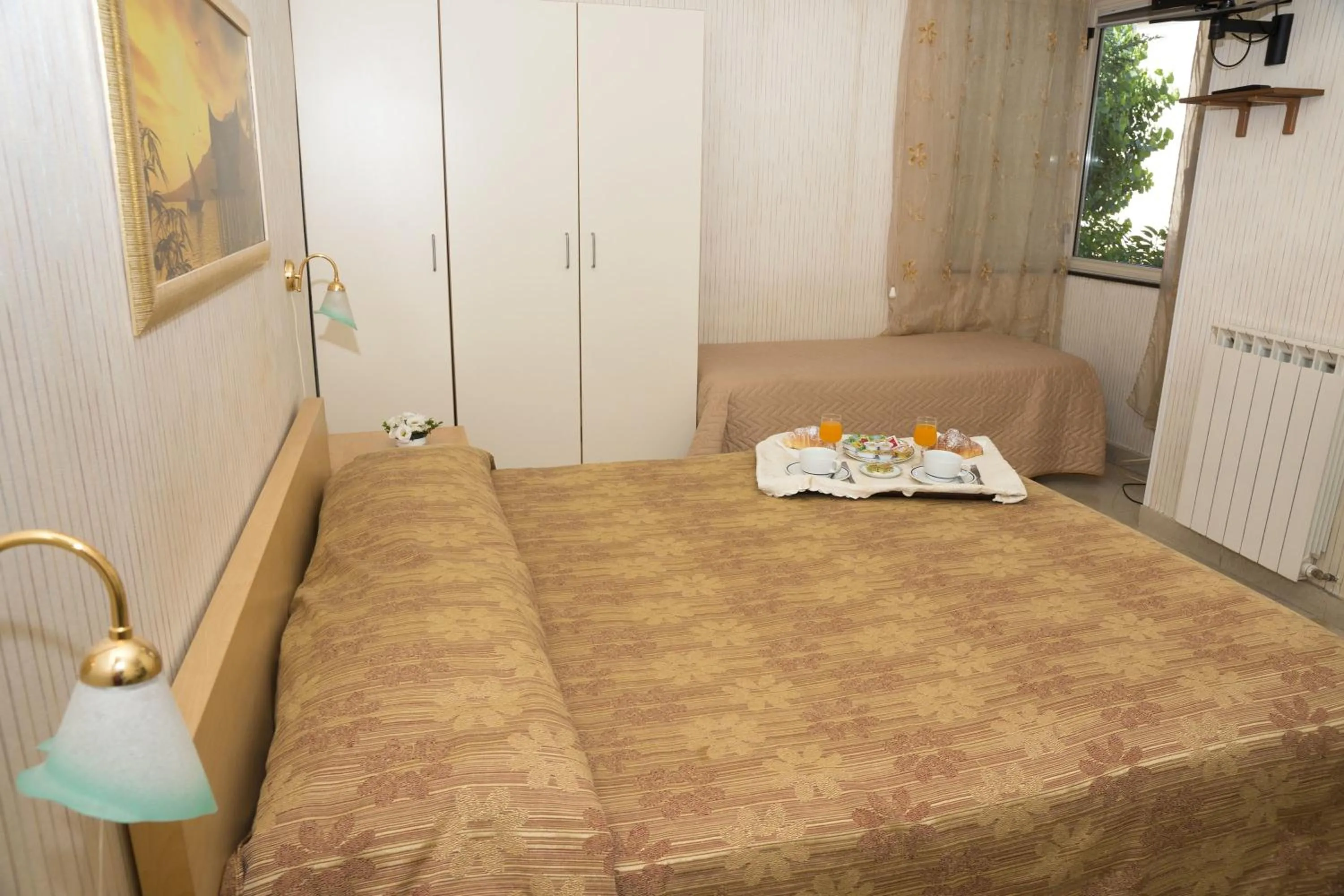 Bed in Hotel Il Gambero