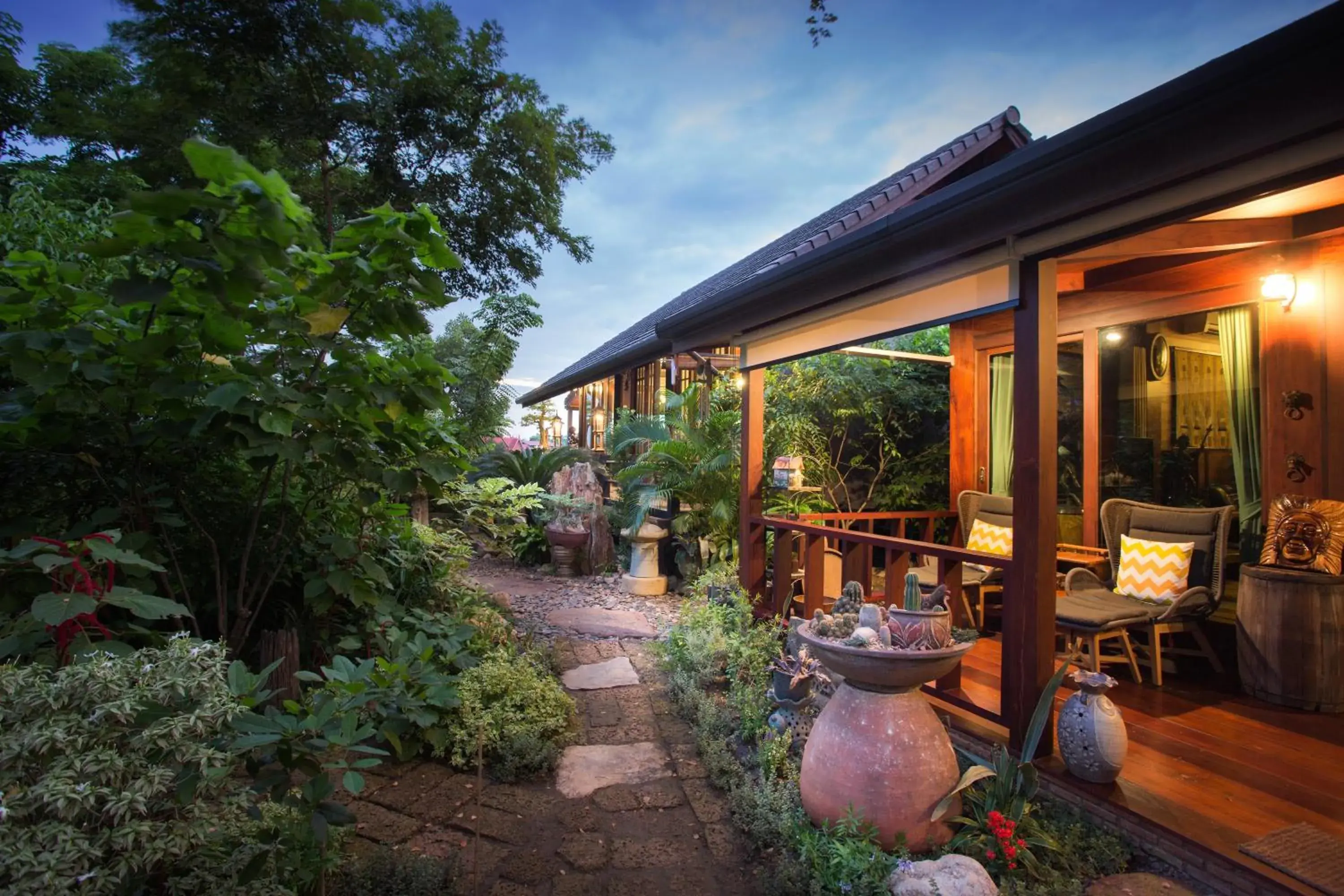 Cattani's Riverside Home Cattani's Riverside Home