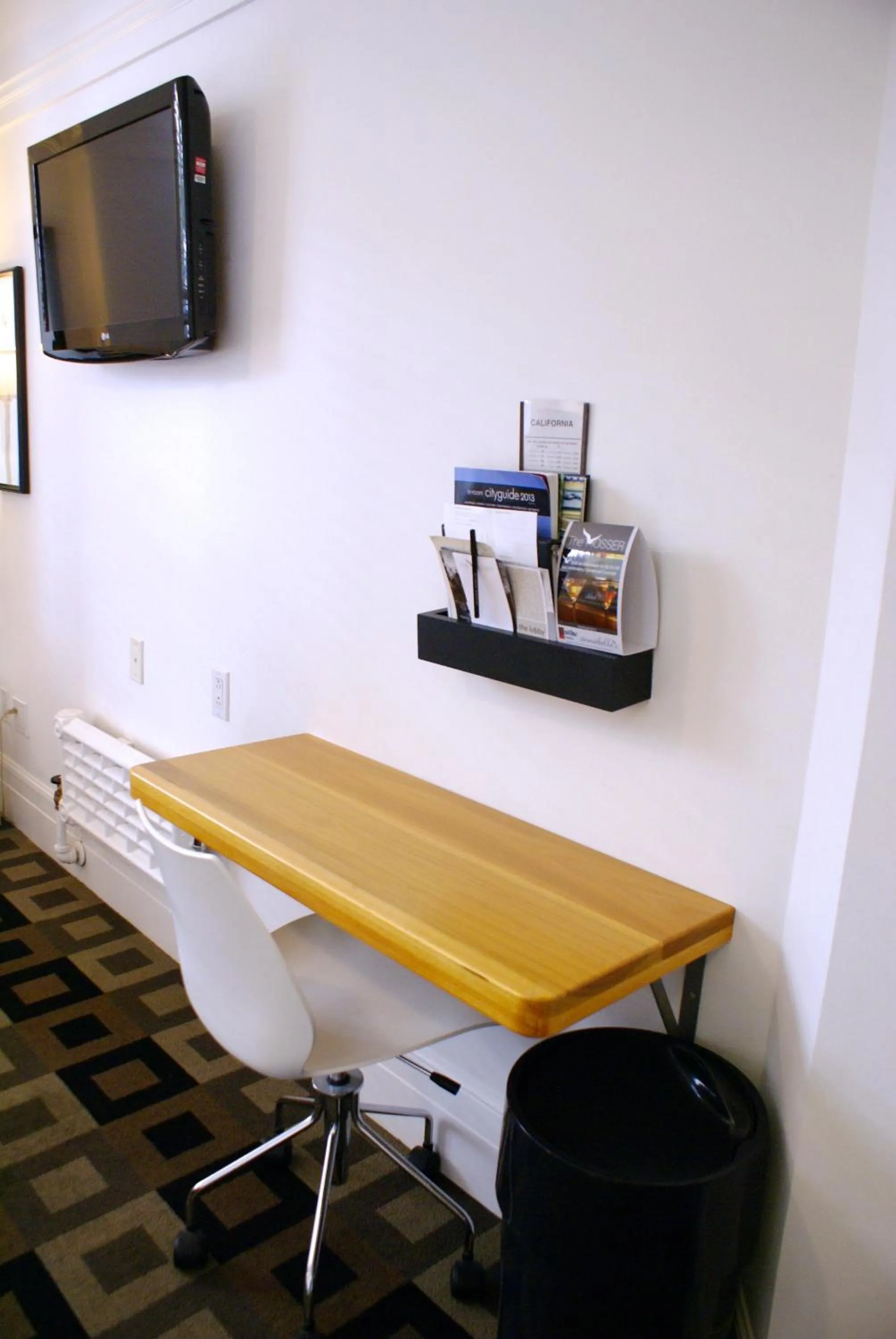 TV and multimedia in The Mosser Hotel