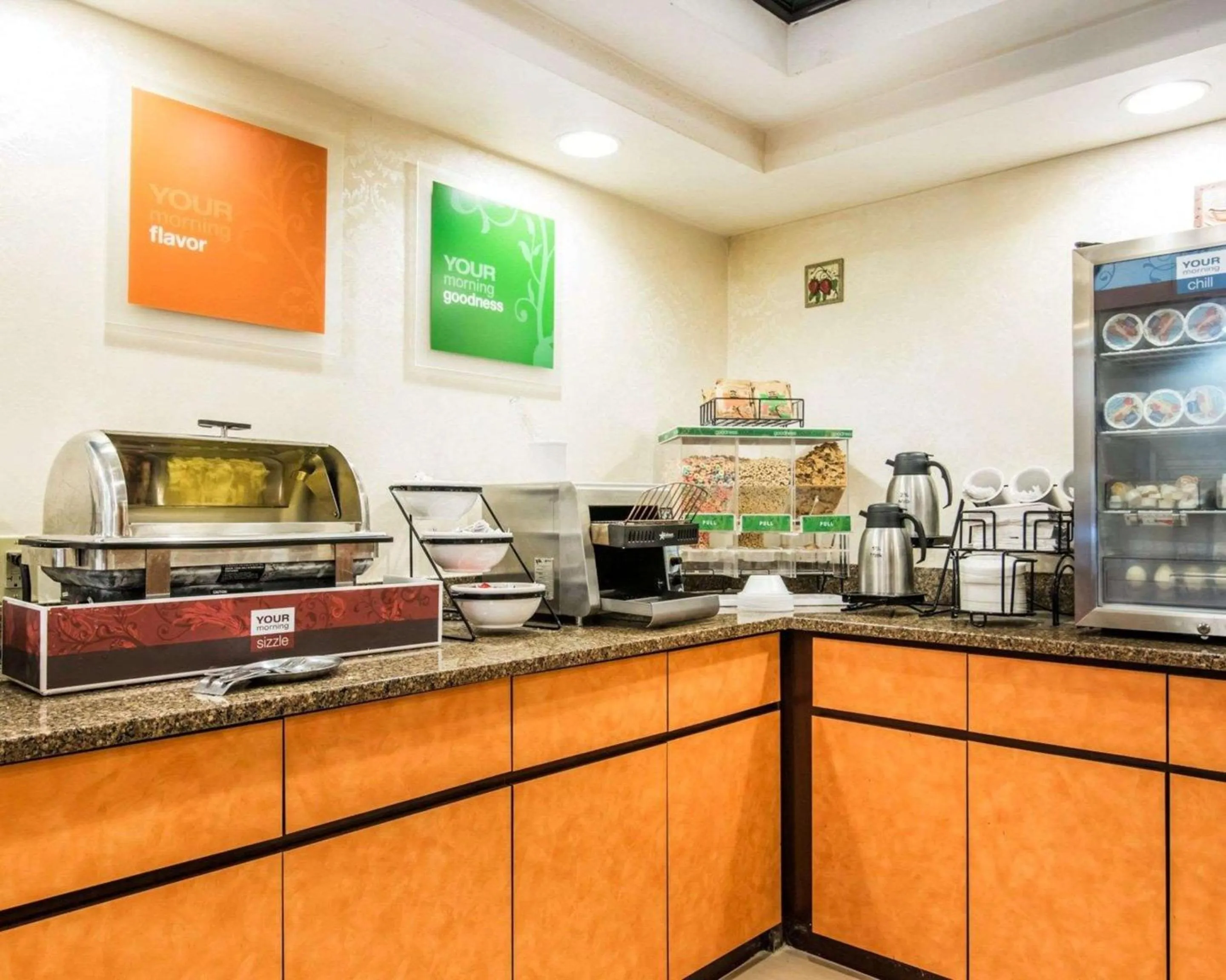 Restaurant/places to eat in Quality Inn