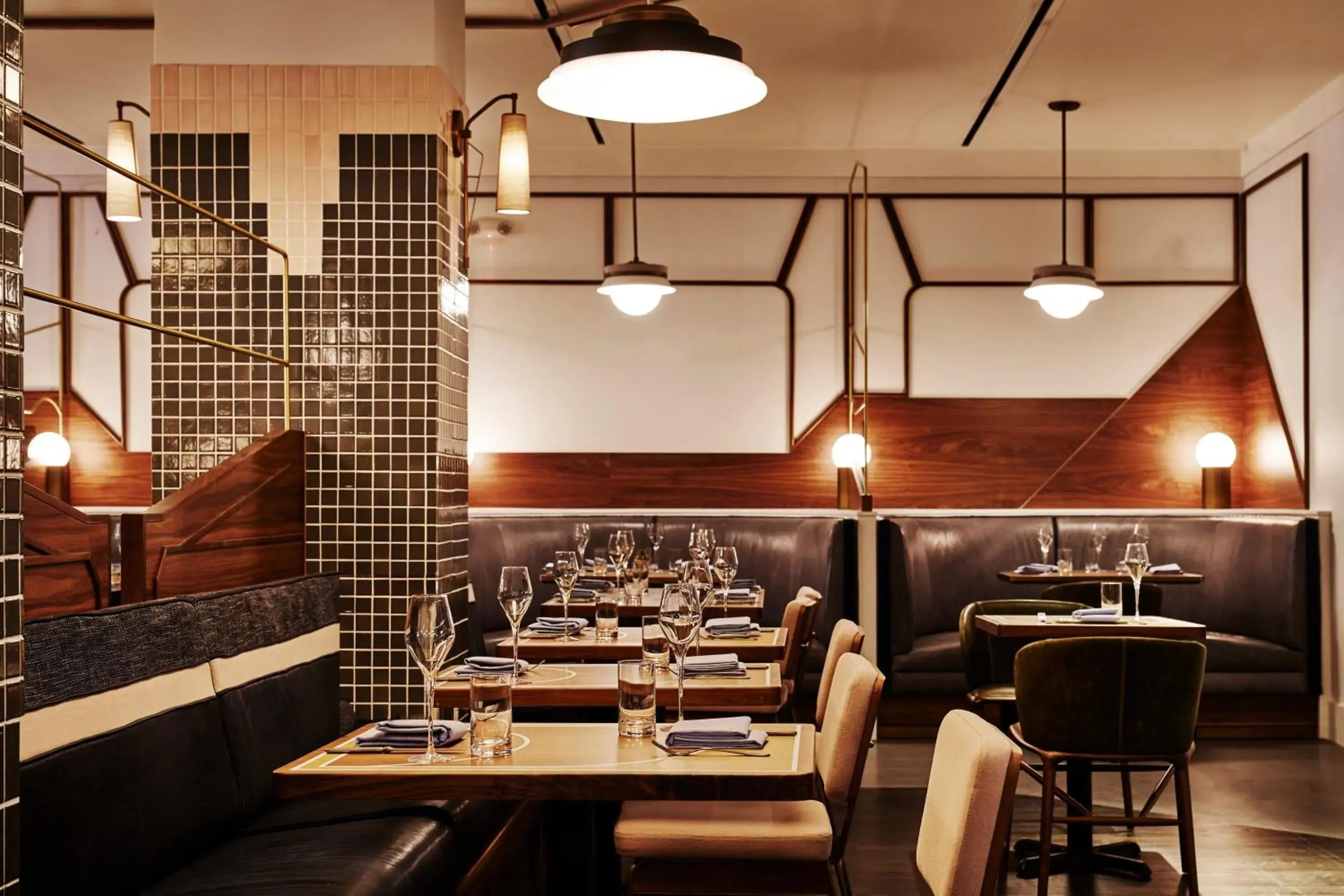 Restaurant/places to eat in Eaton DC Restaurant/places to eat in Eaton DC