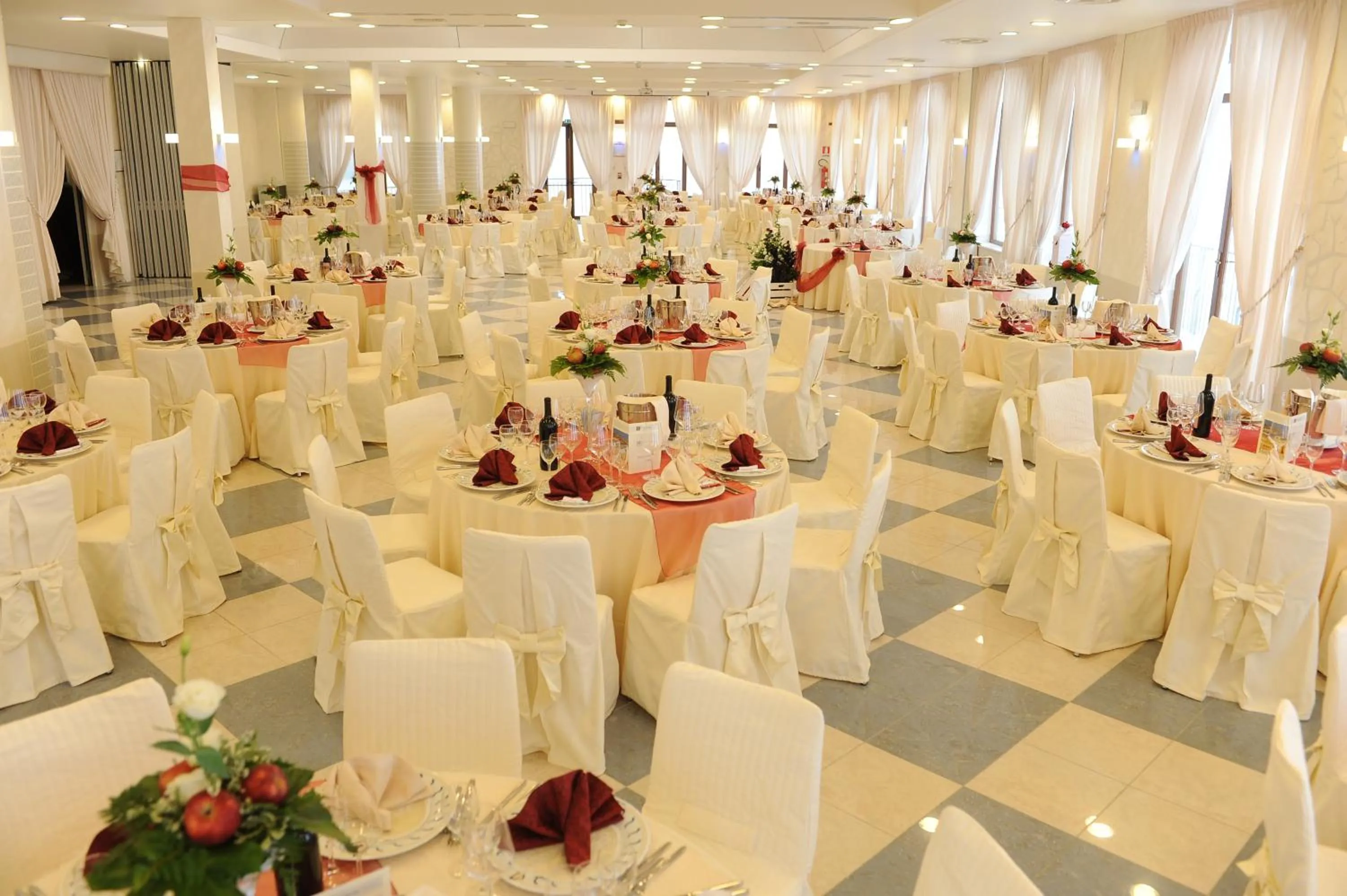 Restaurant/places to eat in Hotel Dell'Arpa