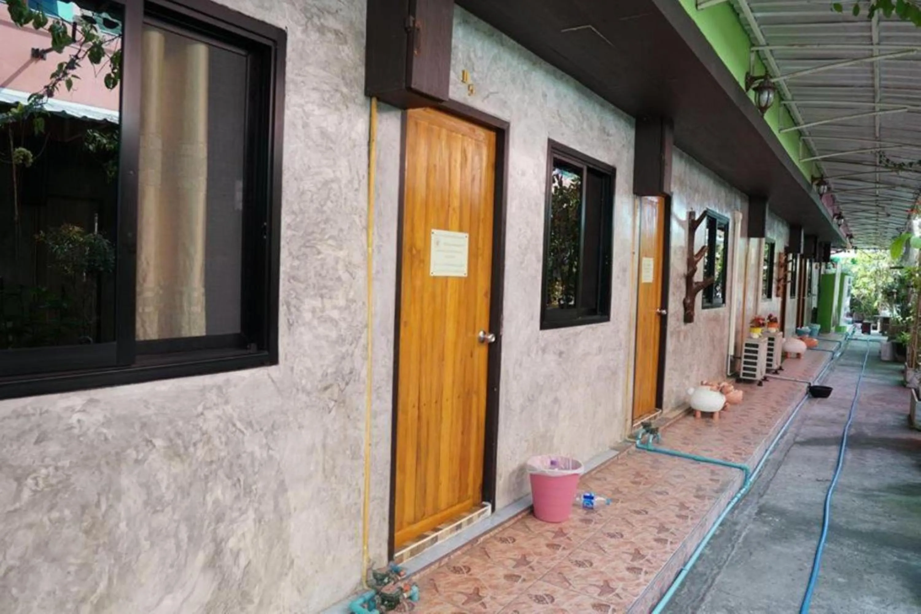 Facade/entrance in The Richy Grand