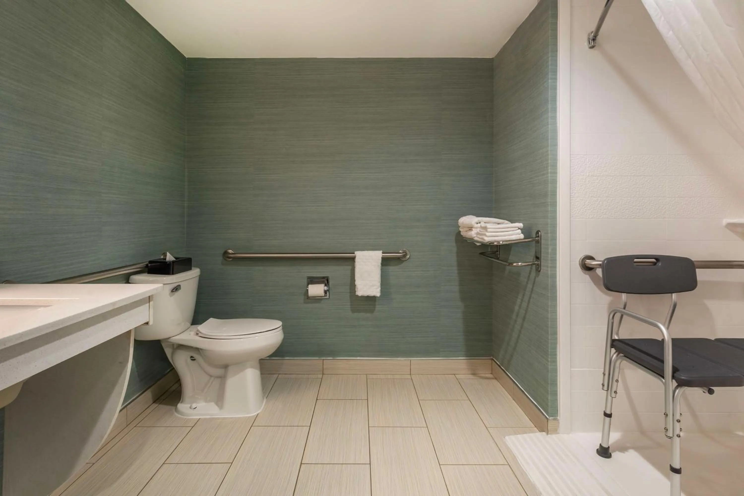 Bathroom in Best Western Plus New Englander